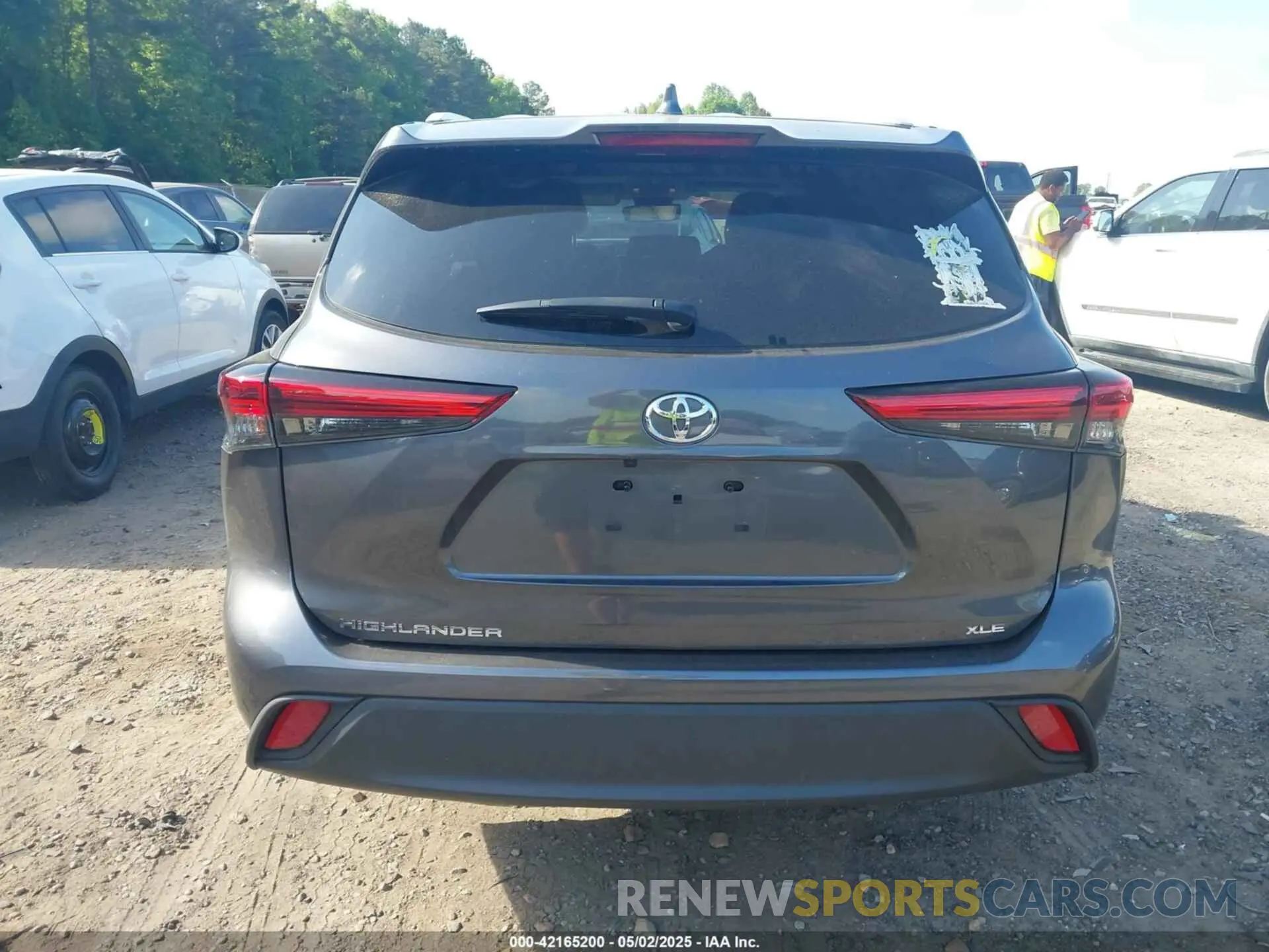 16 fotografías del automóvil dañado 5TDKDRAH6PS039527 TOYOTA HIGHLANDER 2023