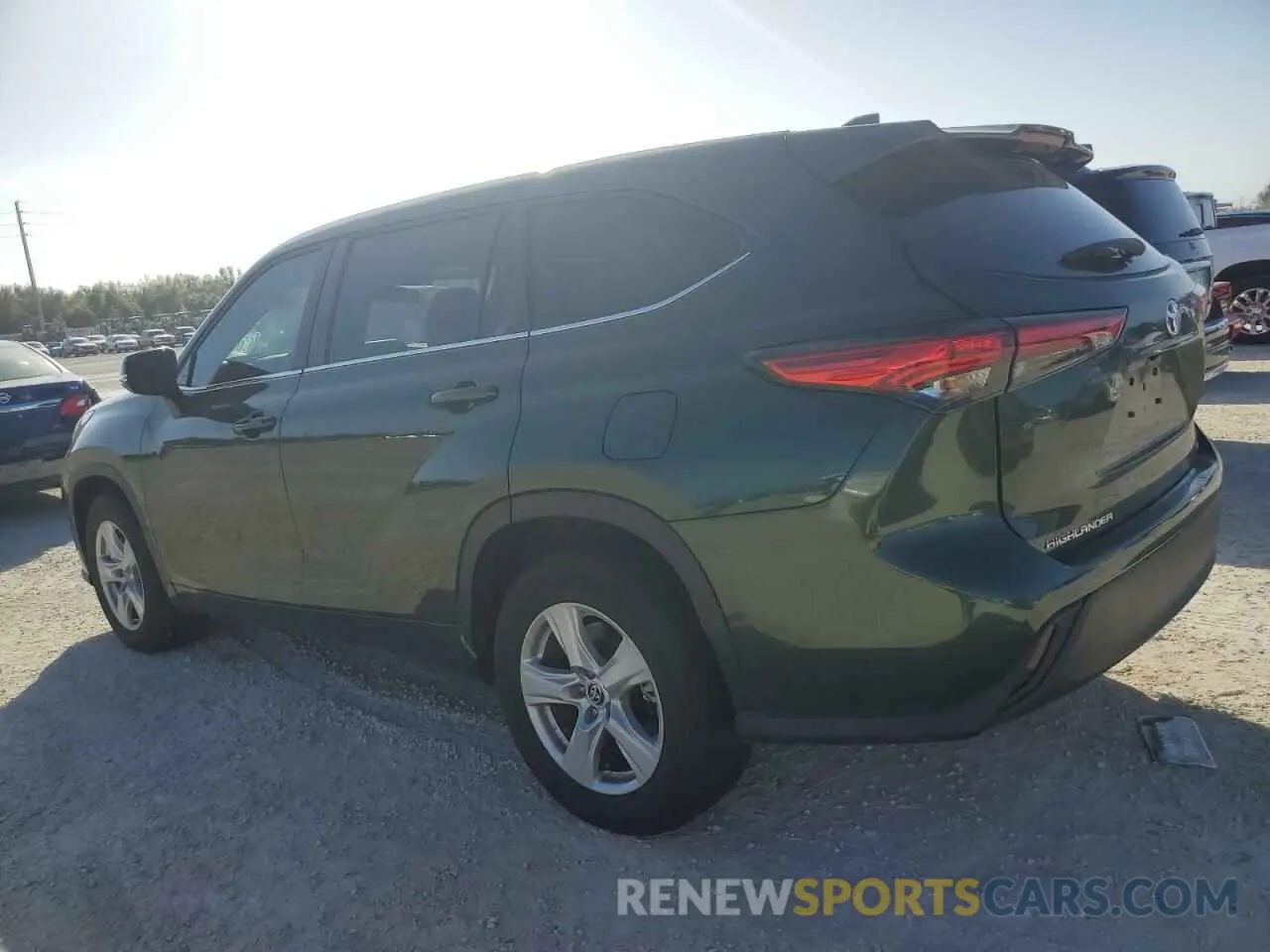 2 fotografías del automóvil dañado 5TDKDRAH6PS509717 TOYOTA HIGHLANDER 2023