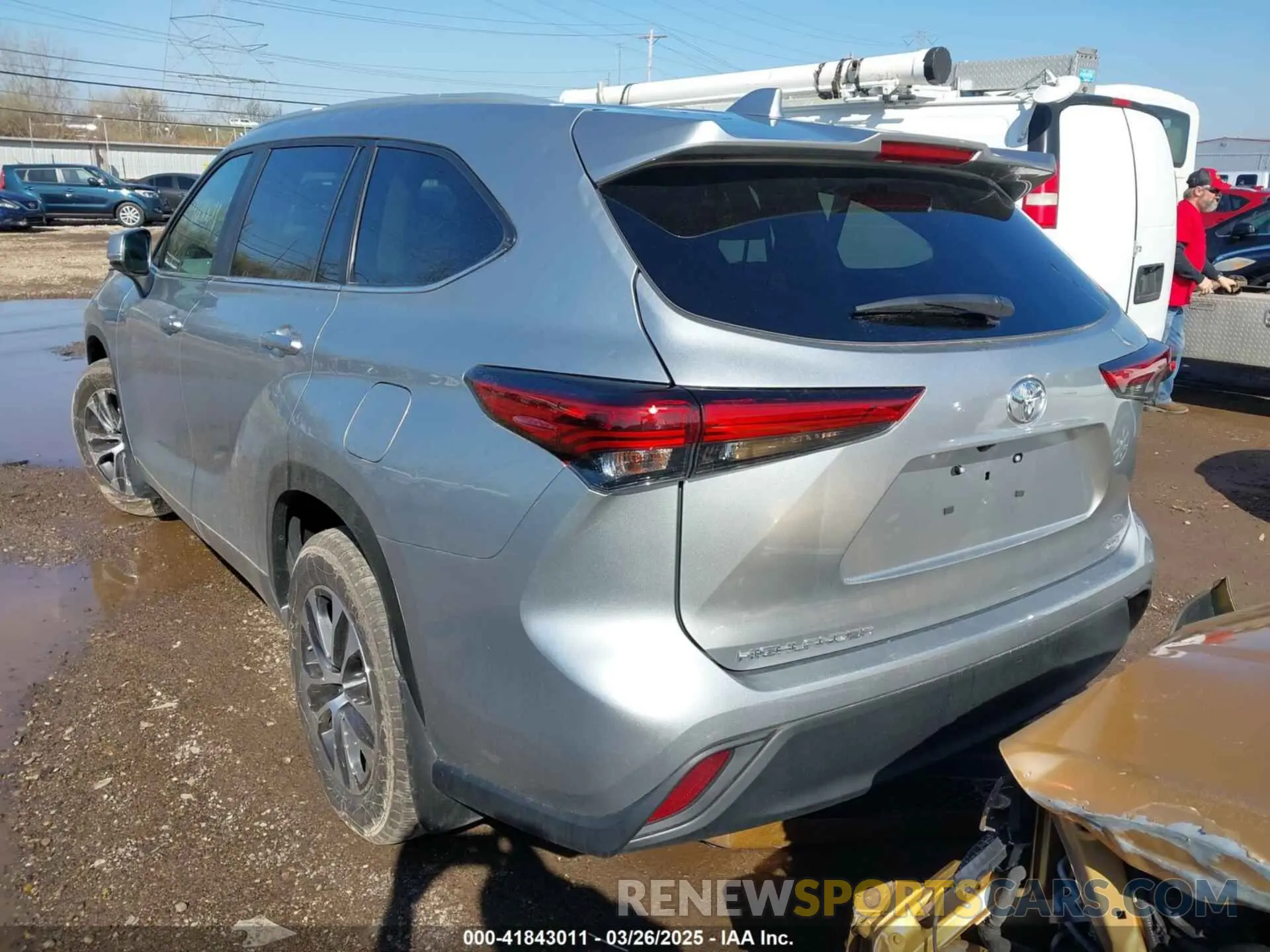 3 fotografías del automóvil dañado 5TDKDRAH6PS526744 TOYOTA HIGHLANDER 2023