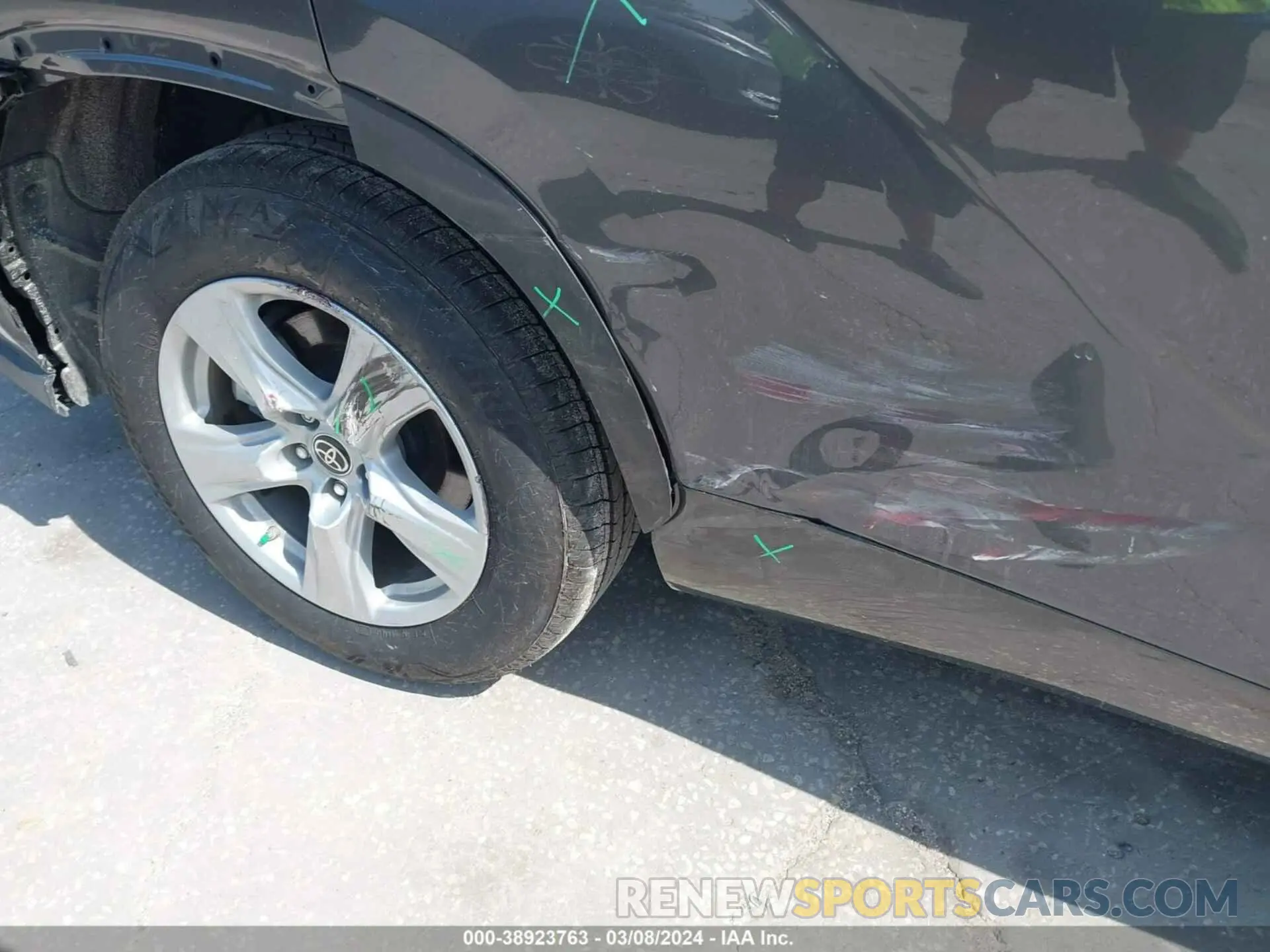 19 fotografías del automóvil dañado 5TDKDRAH7PS046647 TOYOTA HIGHLANDER 2023