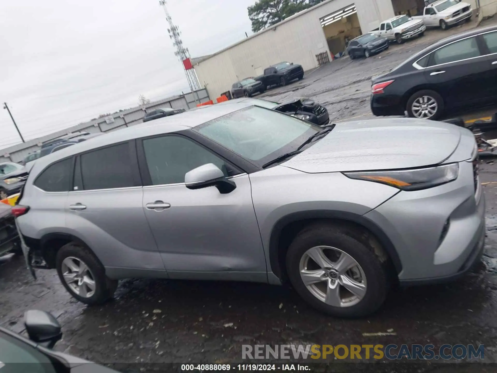 13 fotografías del automóvil dañado 5TDKDRAH7PS504171 TOYOTA HIGHLANDER 2023