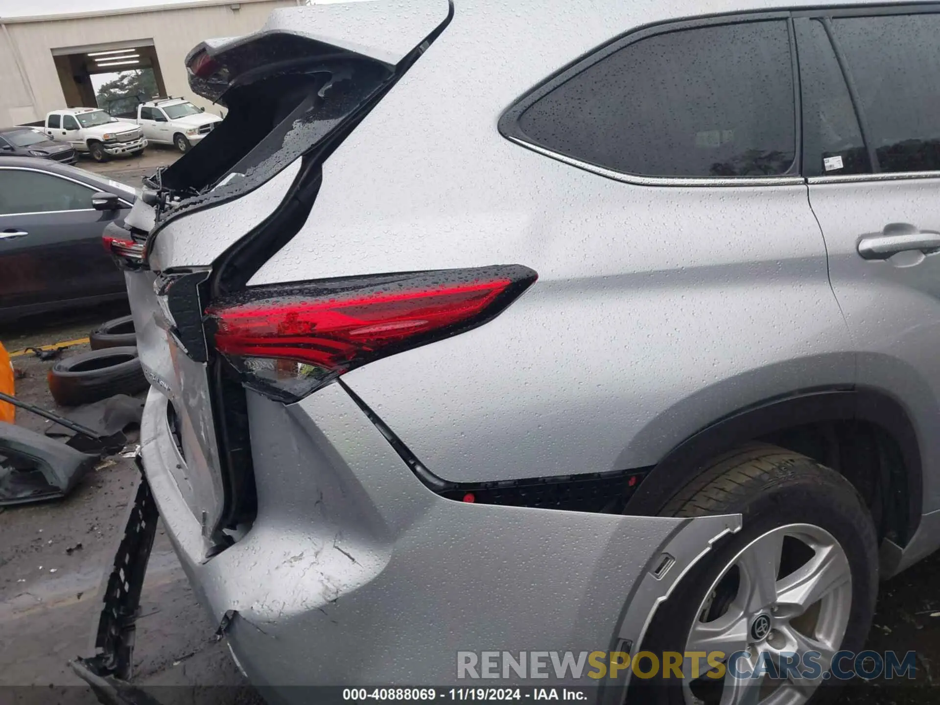 17 fotografías del automóvil dañado 5TDKDRAH7PS504171 TOYOTA HIGHLANDER 2023