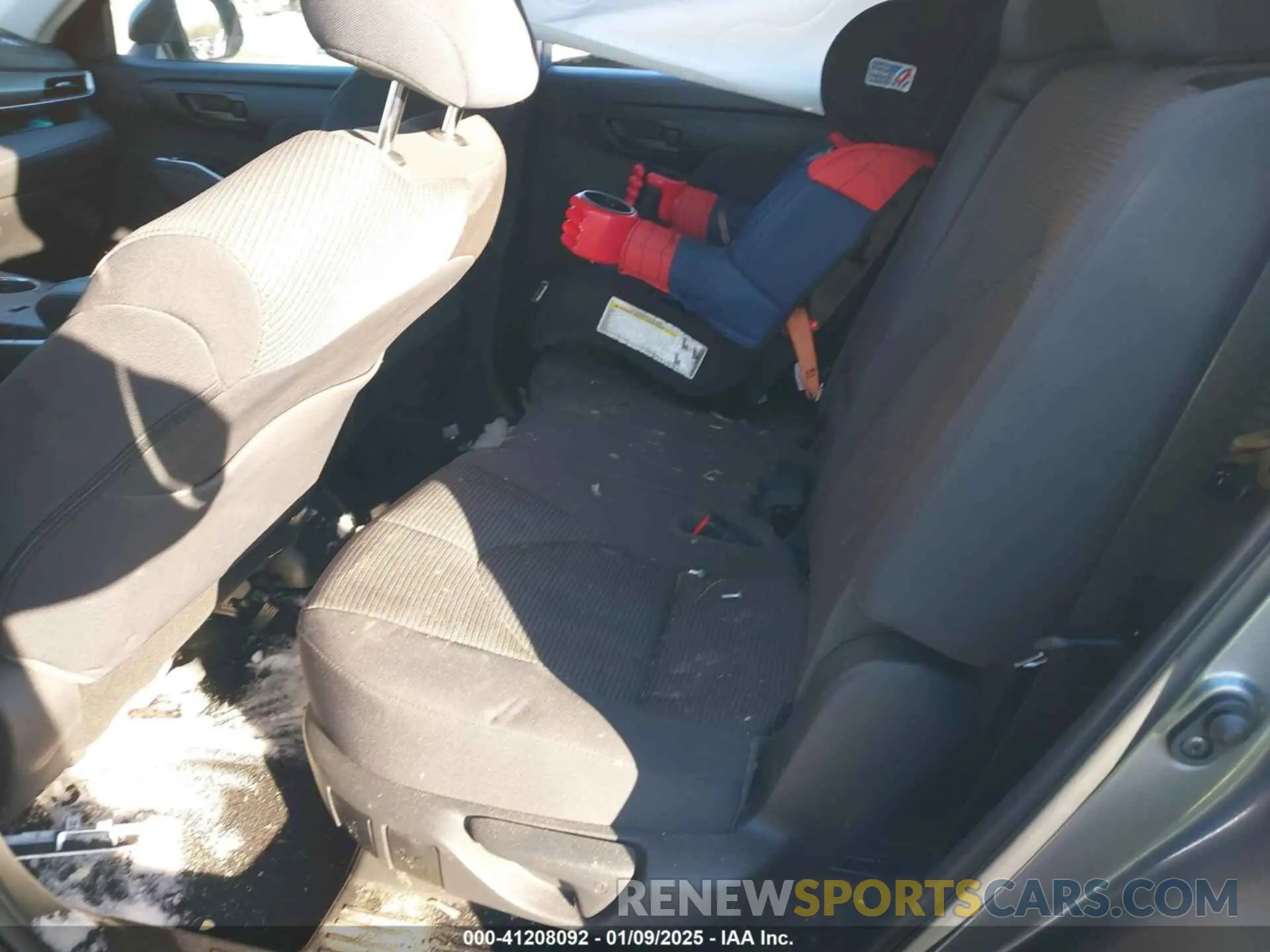 8 fotografías del automóvil dañado 5TDKDRAH7PS526400 TOYOTA HIGHLANDER 2023