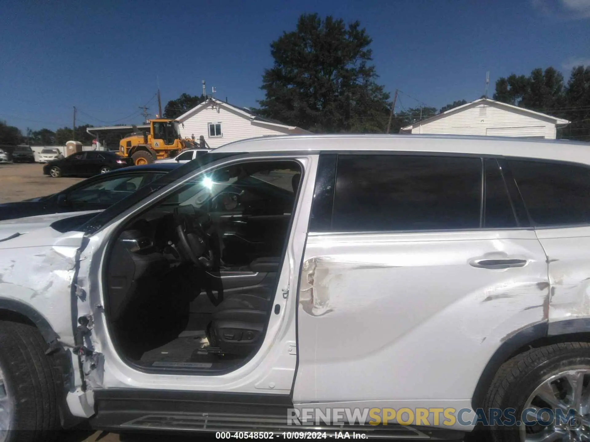 14 fotografías del automóvil dañado 5TDKDRAH8PS006884 TOYOTA HIGHLANDER 2023