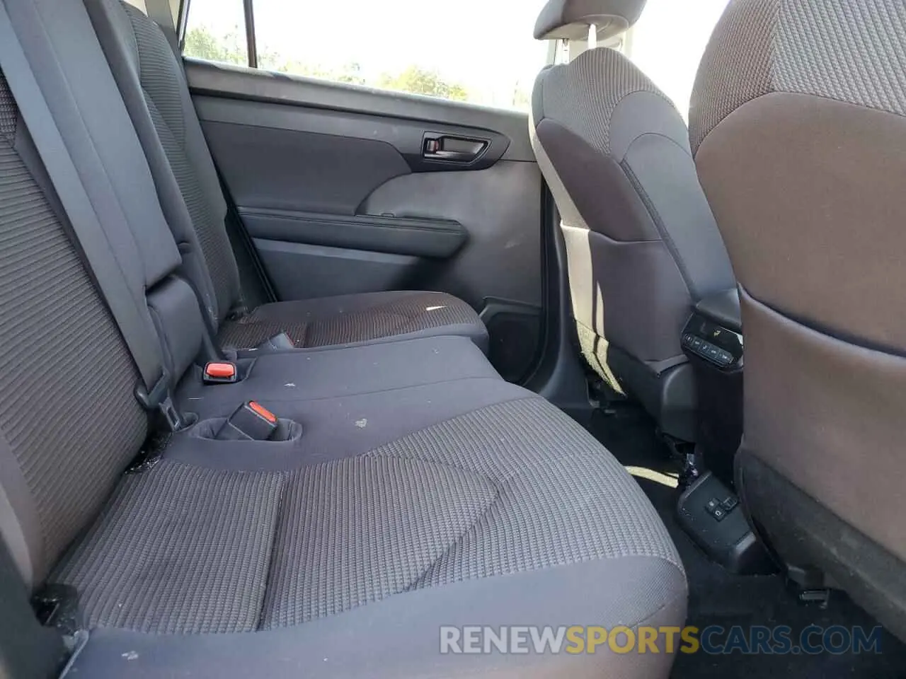 11 fotografías del automóvil dañado 5TDKDRAH8PS008022 TOYOTA HIGHLANDER 2023