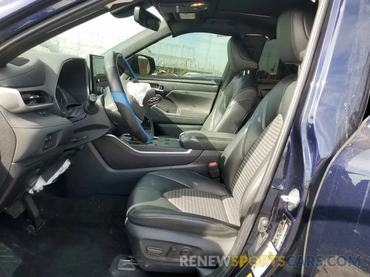 7 fotografías del automóvil dañado 5TDKDRAH8PS010255 TOYOTA HIGHLANDER 2023