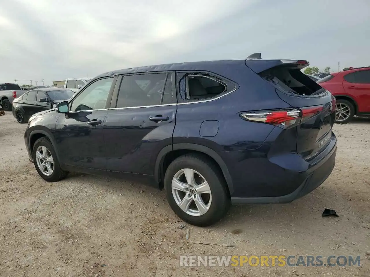 2 fotografías del automóvil dañado 5TDKDRAH8PS015259 TOYOTA HIGHLANDER 2023