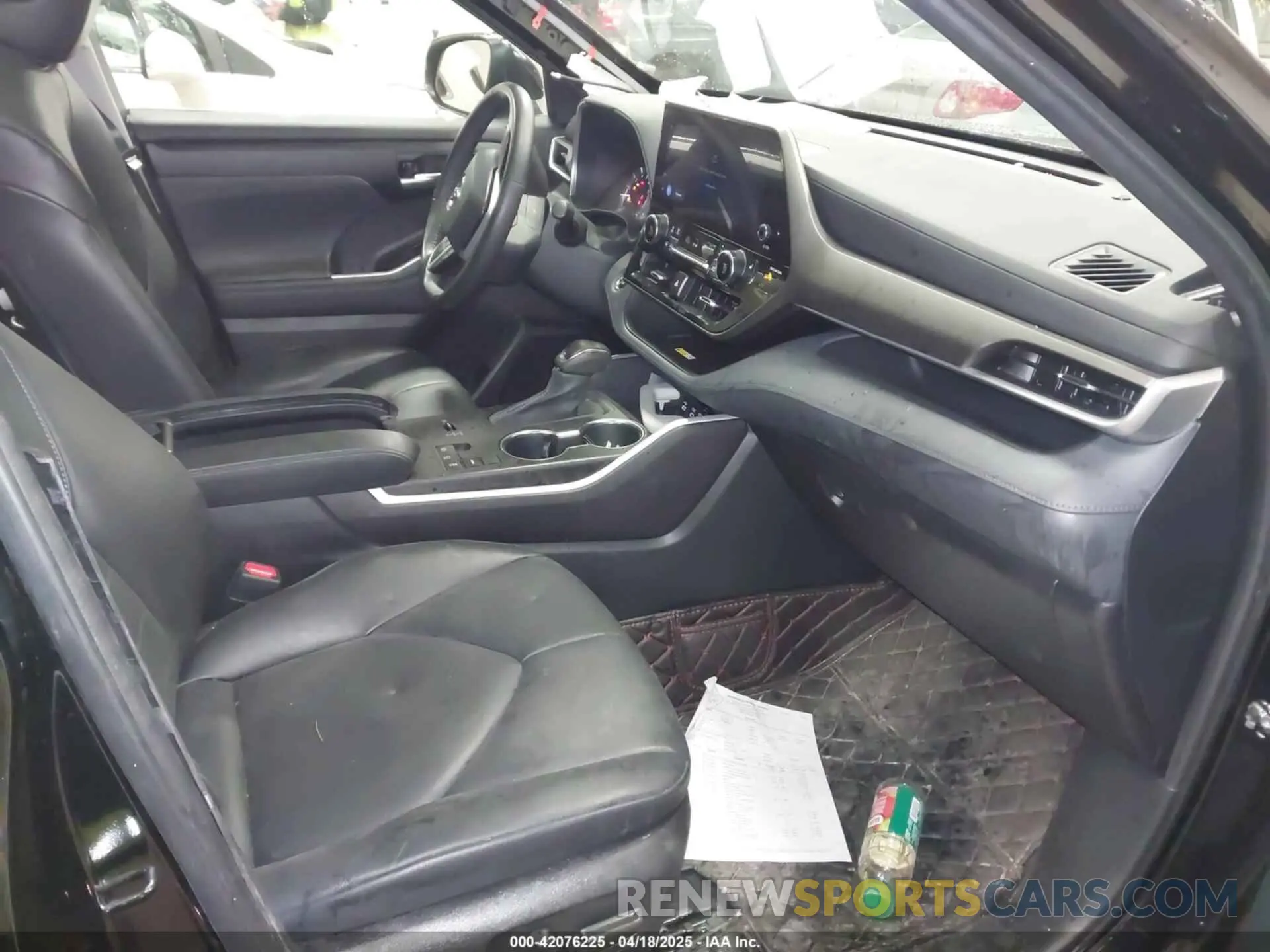 5 fotografías del automóvil dañado 5TDKDRAH8PS020610 TOYOTA HIGHLANDER 2023