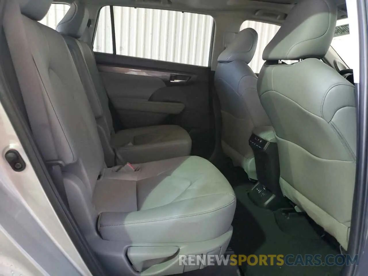 11 fotografías del automóvil dañado 5TDKDRAH8PS025662 TOYOTA HIGHLANDER 2023