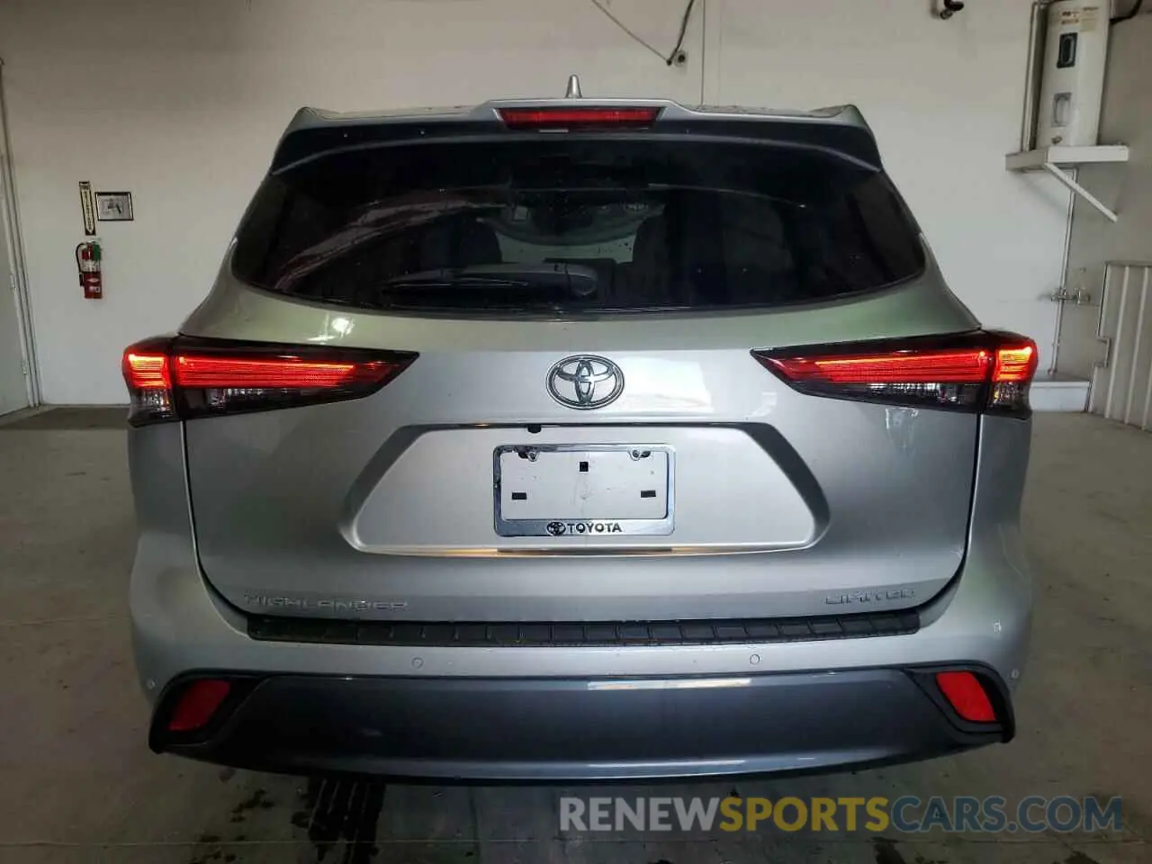 6 fotografías del automóvil dañado 5TDKDRAH8PS025662 TOYOTA HIGHLANDER 2023