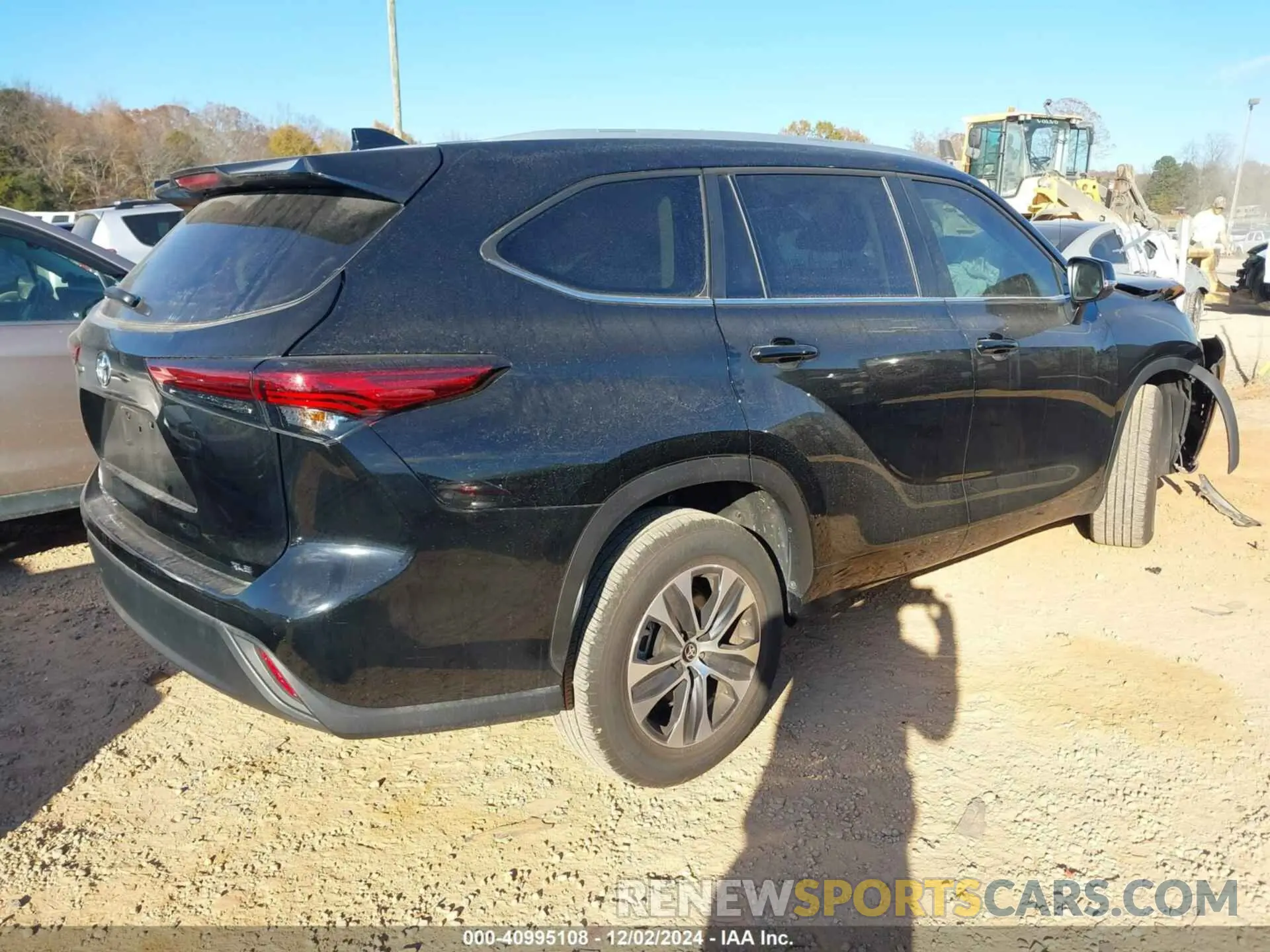4 fotografías del automóvil dañado 5TDKDRAH8PS521089 TOYOTA HIGHLANDER 2023