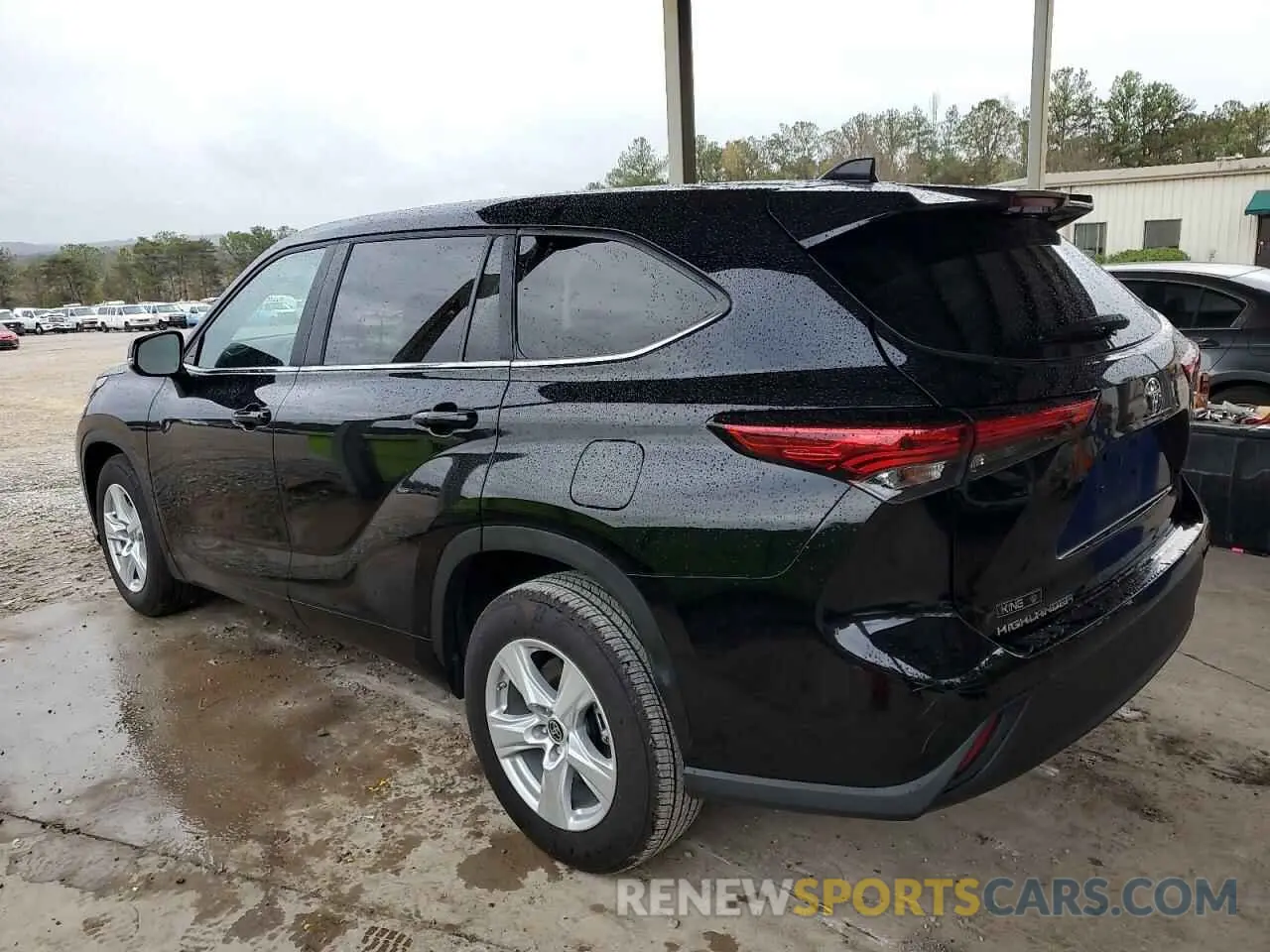2 fotografías del automóvil dañado 5TDKDRAH8PS527250 TOYOTA HIGHLANDER 2023