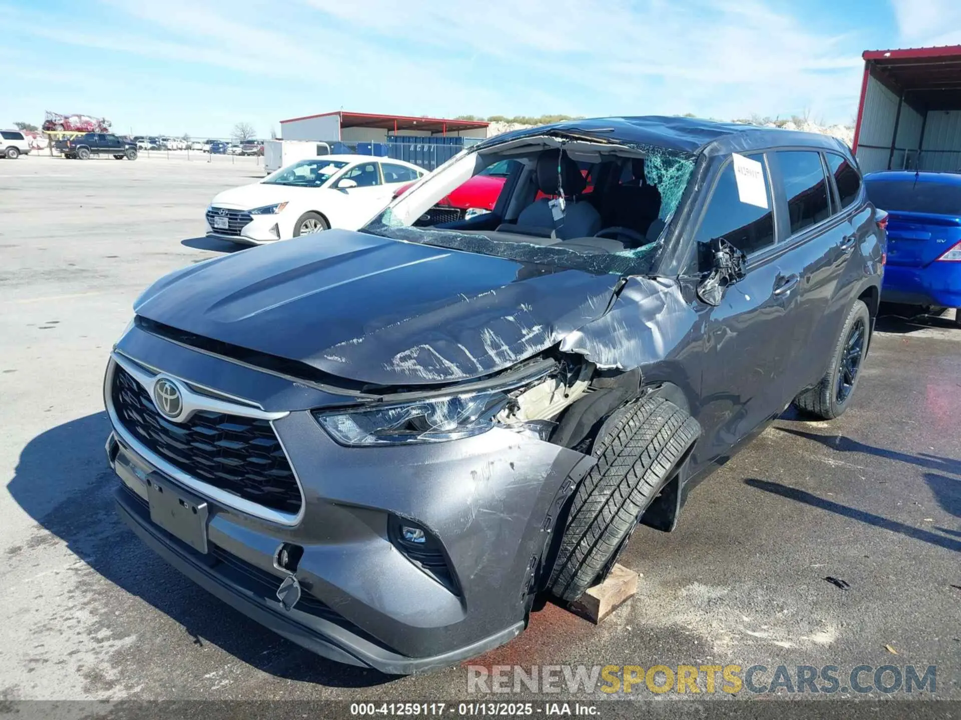 2 fotografías del automóvil dañado 5TDKDRAH8PS527314 TOYOTA HIGHLANDER 2023