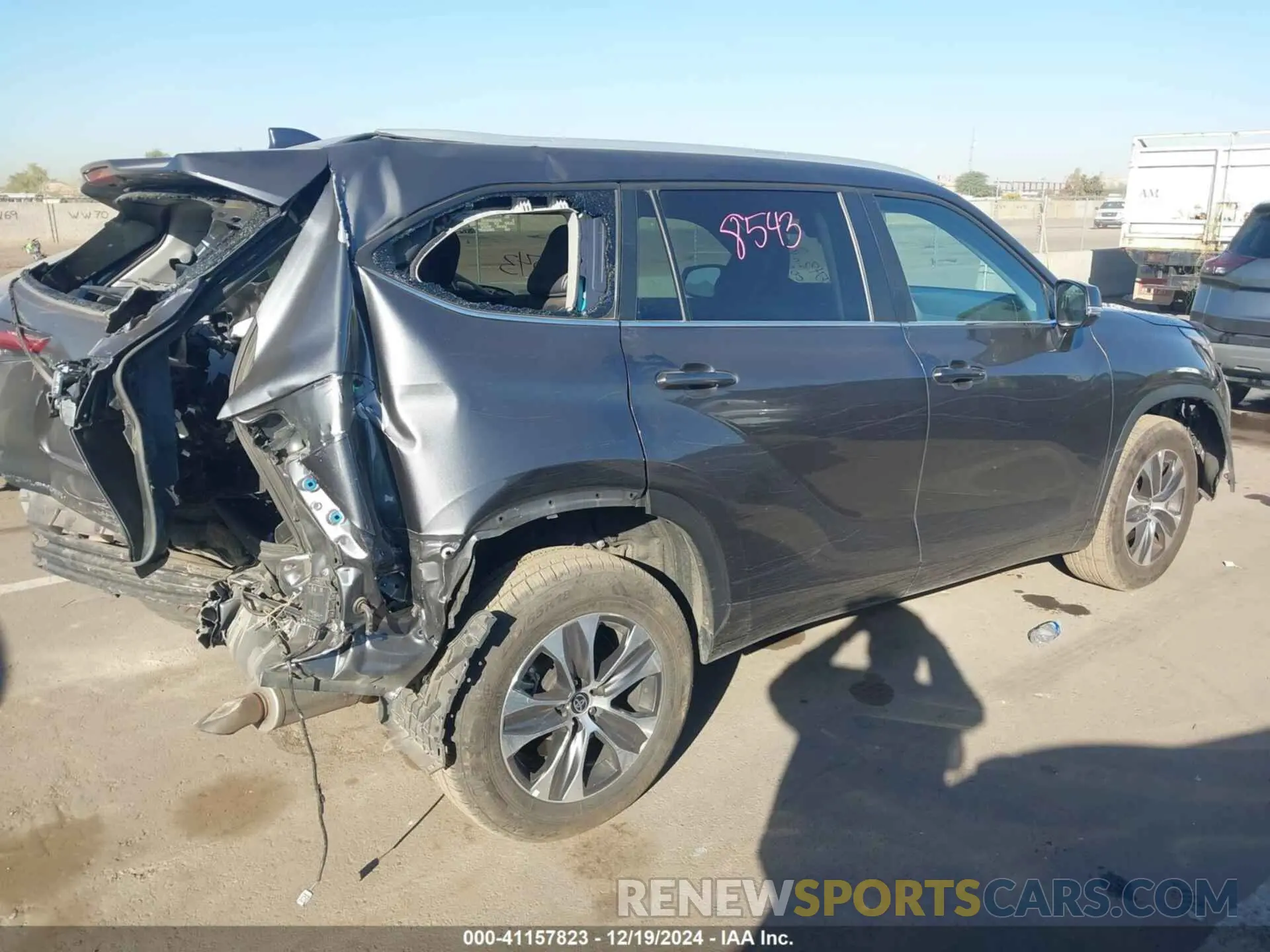 4 fotografías del automóvil dañado 5TDKDRAH9PS000091 TOYOTA HIGHLANDER 2023