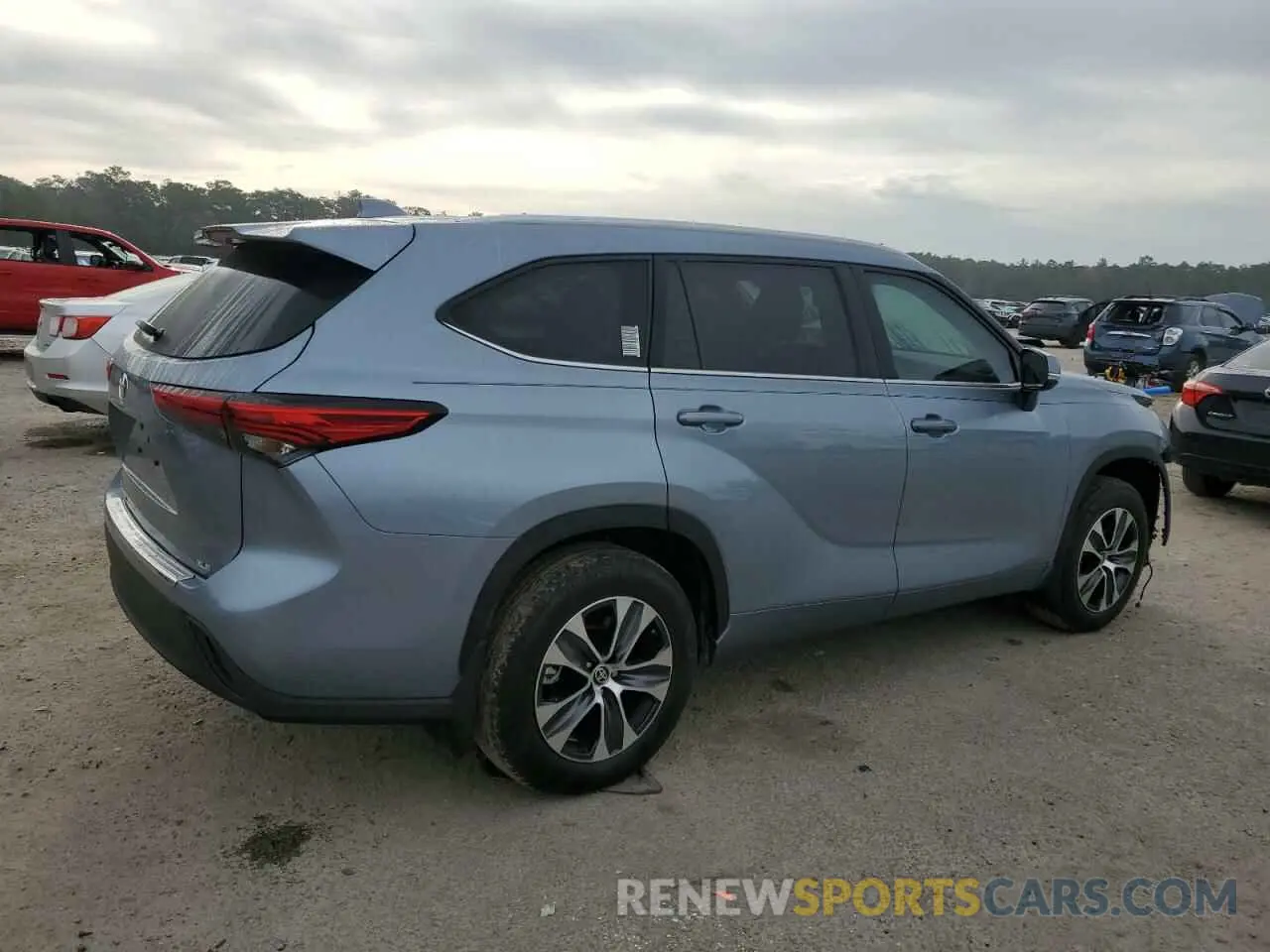 3 fotografías del automóvil dañado 5TDKDRAH9PS034628 TOYOTA HIGHLANDER 2023