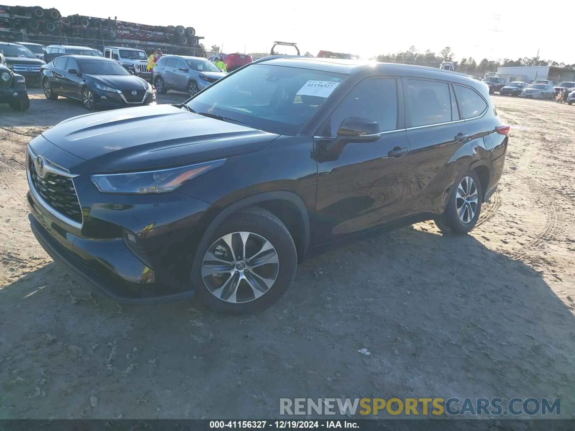 2 fotografías del automóvil dañado 5TDKDRAH9PS041191 TOYOTA HIGHLANDER 2023