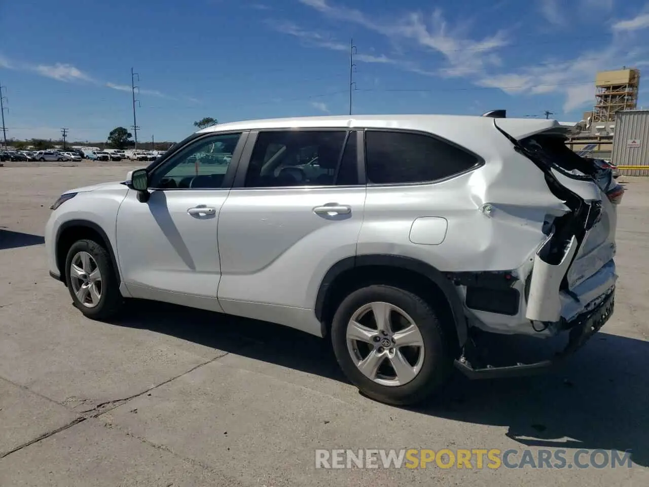 2 fotografías del automóvil dañado 5TDKDRAH9PS042678 TOYOTA HIGHLANDER 2023