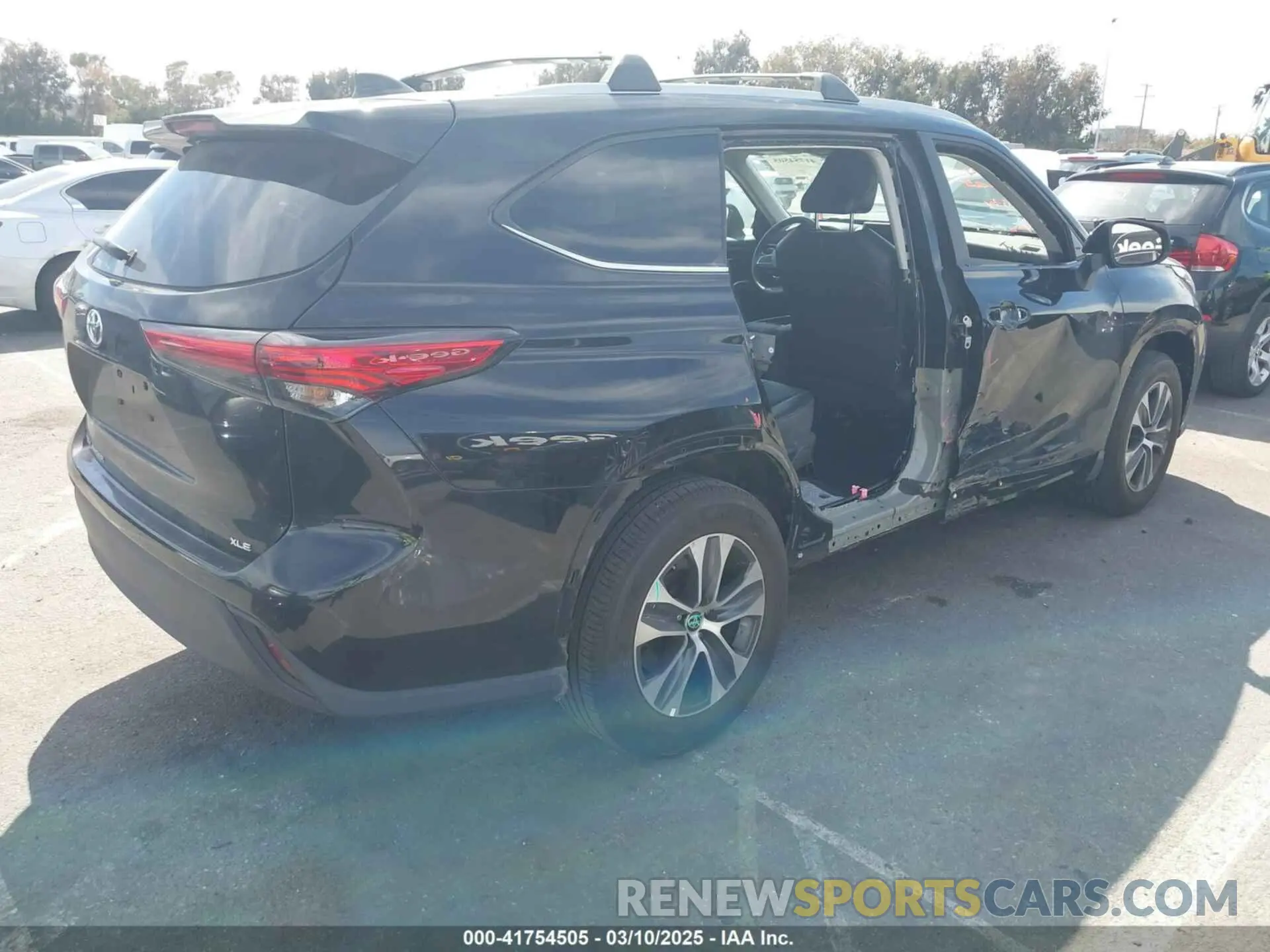 4 fotografías del automóvil dañado 5TDKDRAHXPS004411 TOYOTA HIGHLANDER 2023