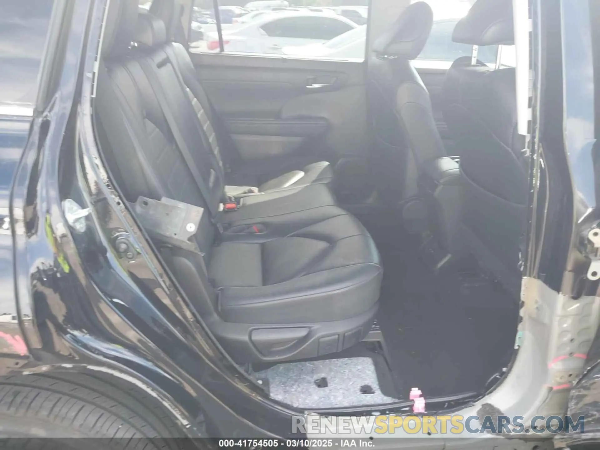 8 fotografías del automóvil dañado 5TDKDRAHXPS004411 TOYOTA HIGHLANDER 2023