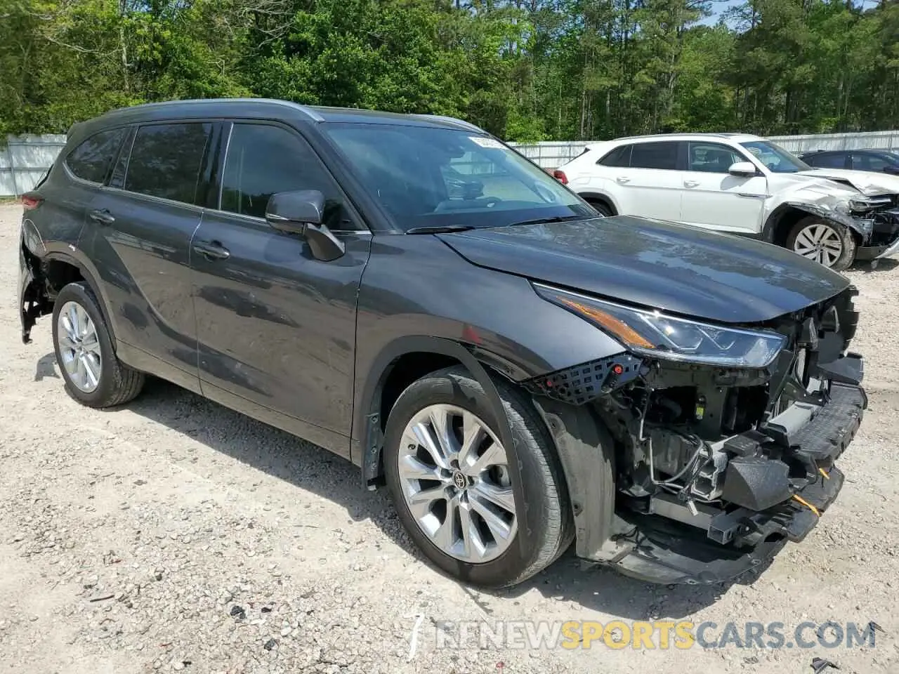 4 fotografías del automóvil dañado 5TDKDRAHXPS006529 TOYOTA HIGHLANDER 2023