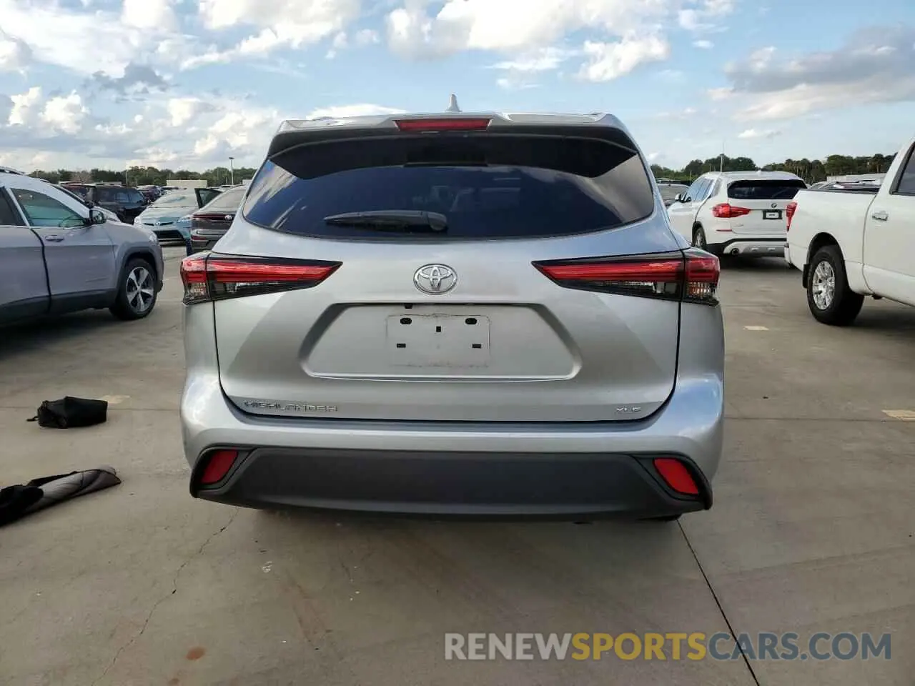 6 fotografías del automóvil dañado 5TDKDRAHXPS006756 TOYOTA HIGHLANDER 2023