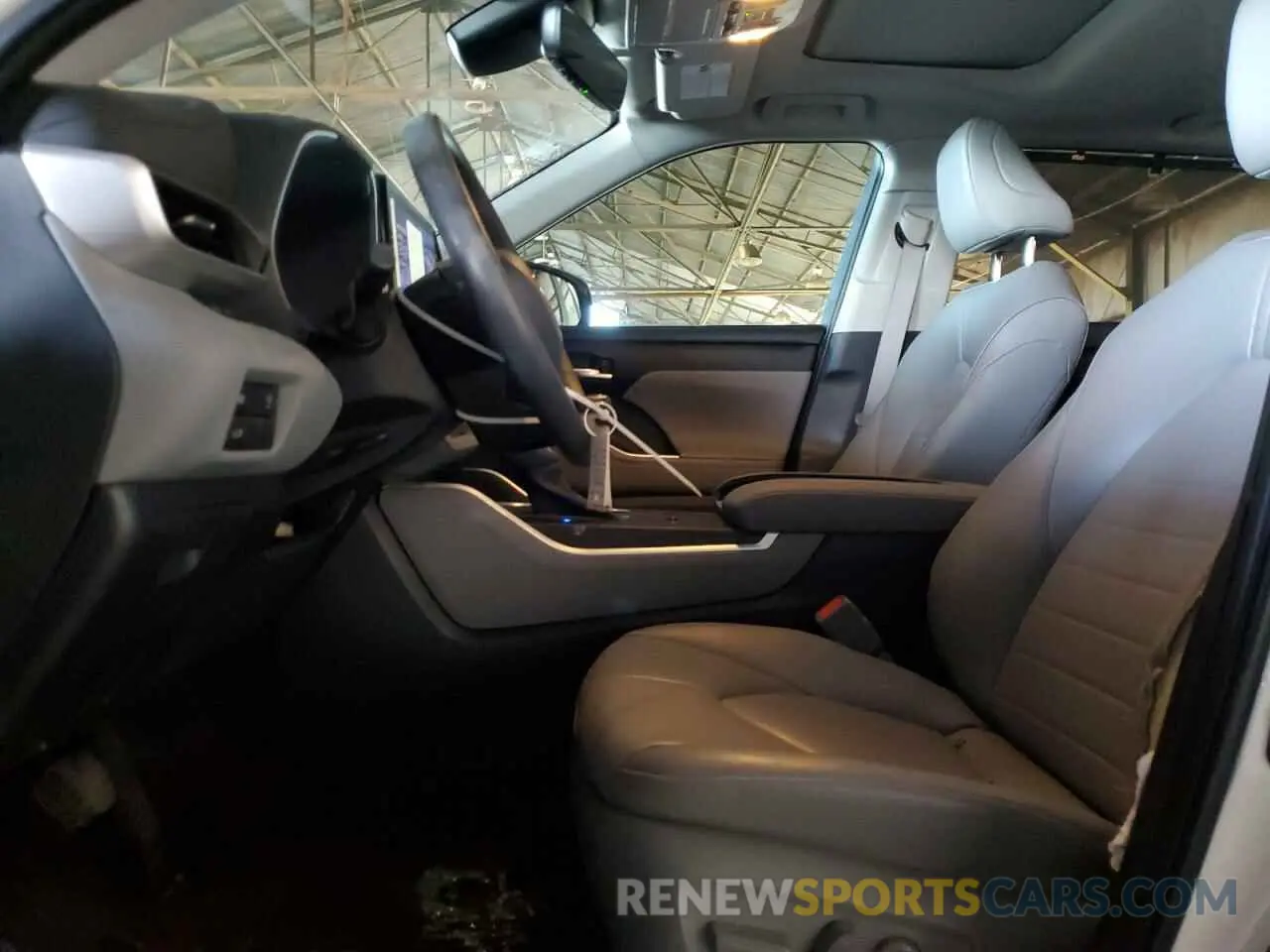 7 fotografías del automóvil dañado 5TDKDRAHXPS042298 TOYOTA HIGHLANDER 2023