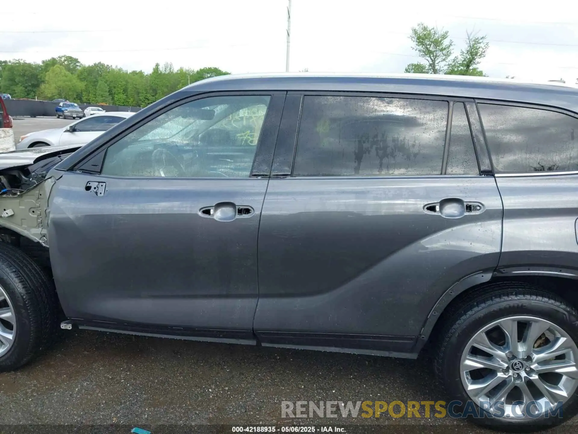 15 fotografías del automóvil dañado 5TDKDRBH0PS006456 TOYOTA HIGHLANDER 2023