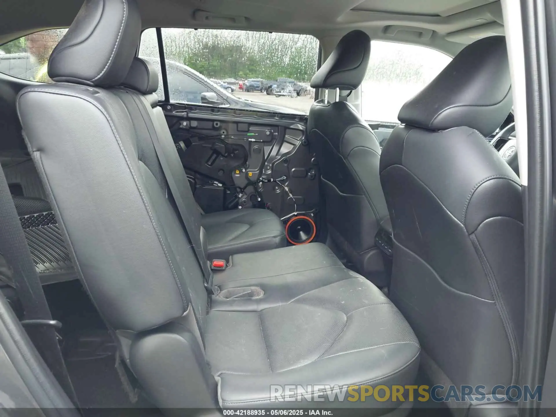 8 fotografías del automóvil dañado 5TDKDRBH0PS006456 TOYOTA HIGHLANDER 2023