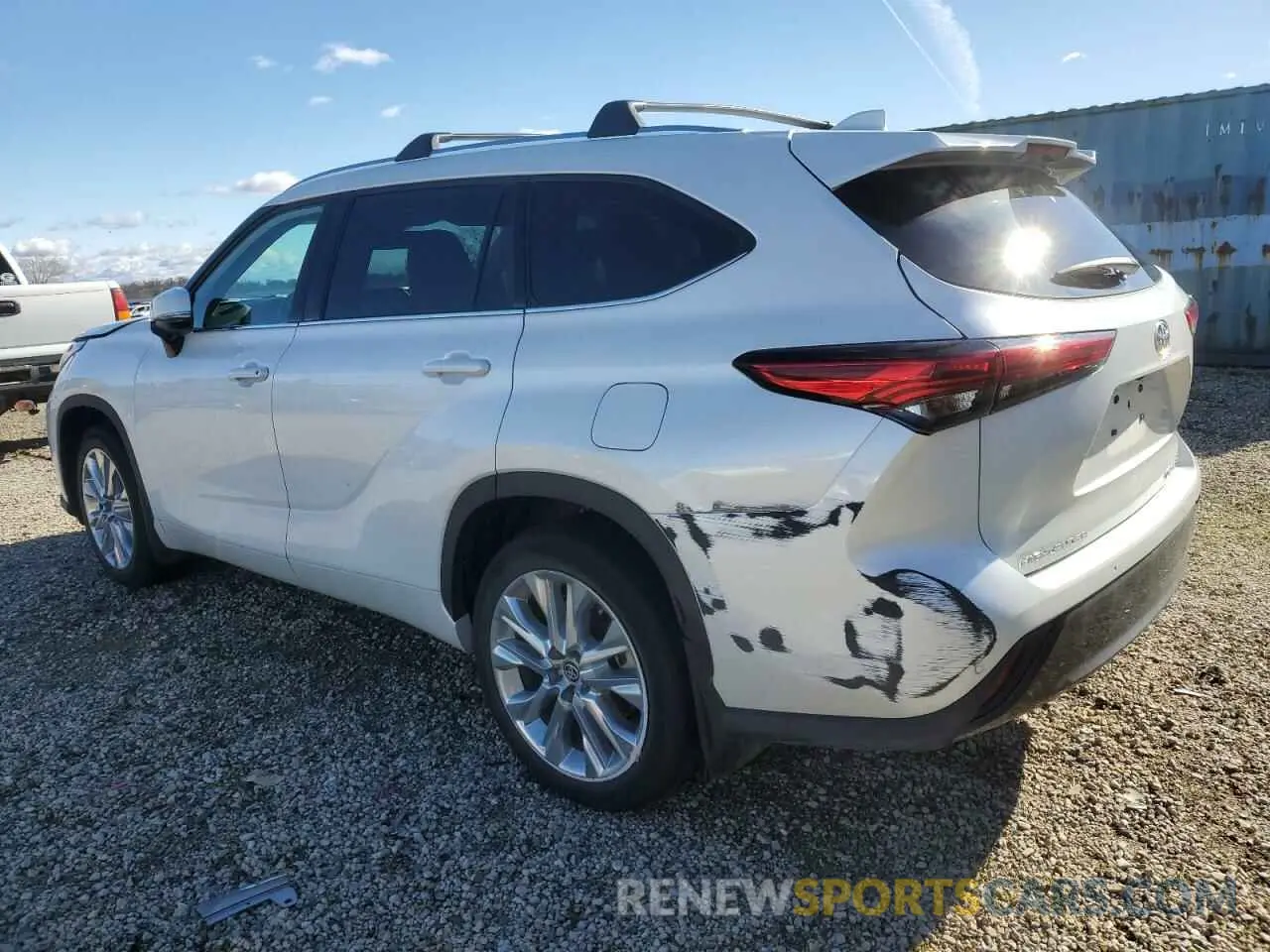 2 fotografías del automóvil dañado 5TDKDRBH0PS515818 TOYOTA HIGHLANDER 2023