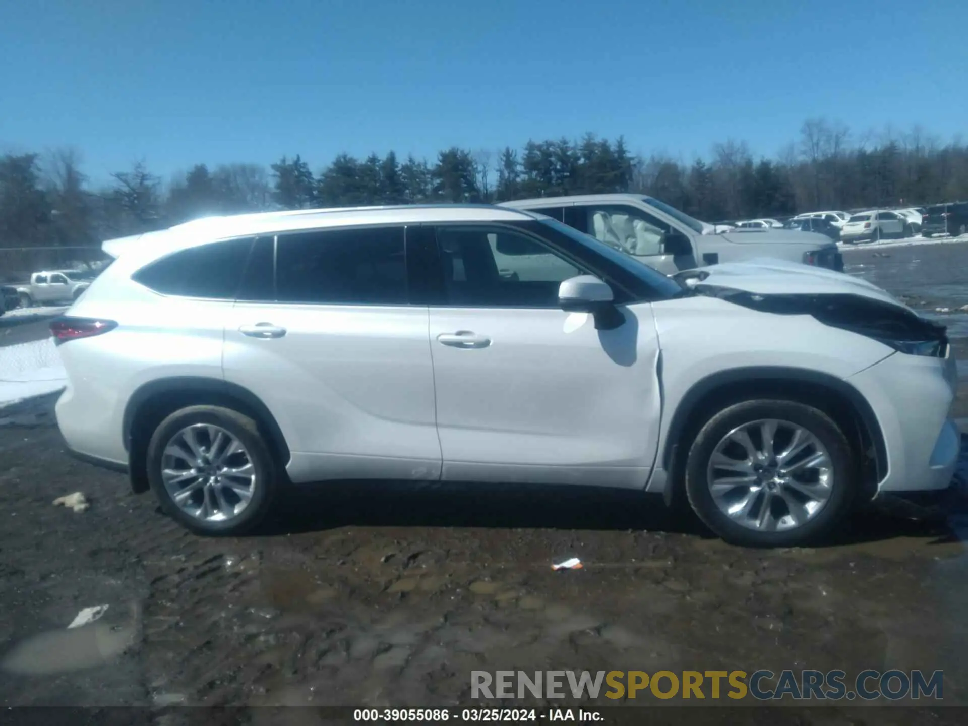 13 fotografías del automóvil dañado 5TDKDRBH2PS018298 TOYOTA HIGHLANDER 2023