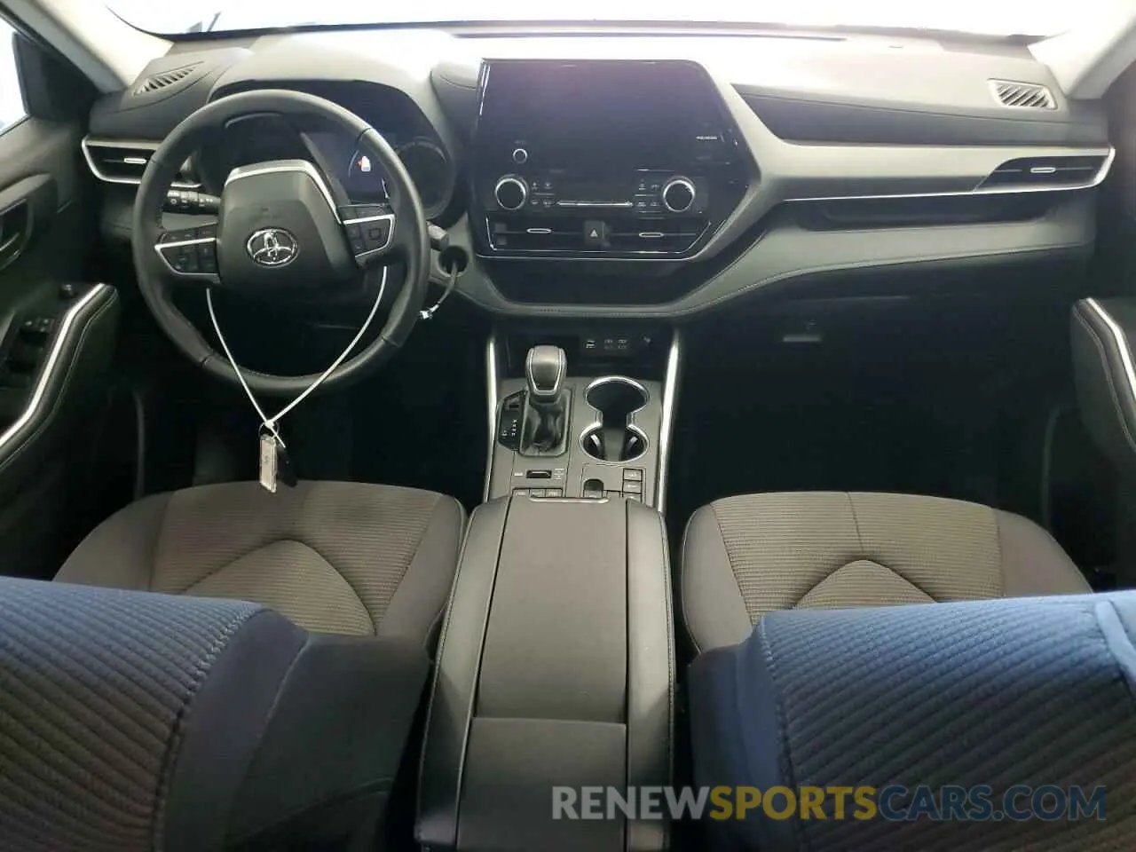 8 fotografías del automóvil dañado 5TDKDRBH2PS028359 TOYOTA HIGHLANDER 2023