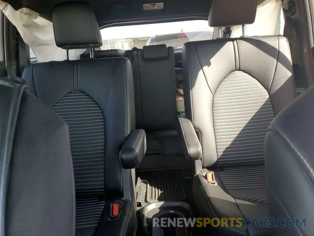 10 fotografías del automóvil dañado 5TDKDRBH2PS525637 TOYOTA HIGHLANDER 2023
