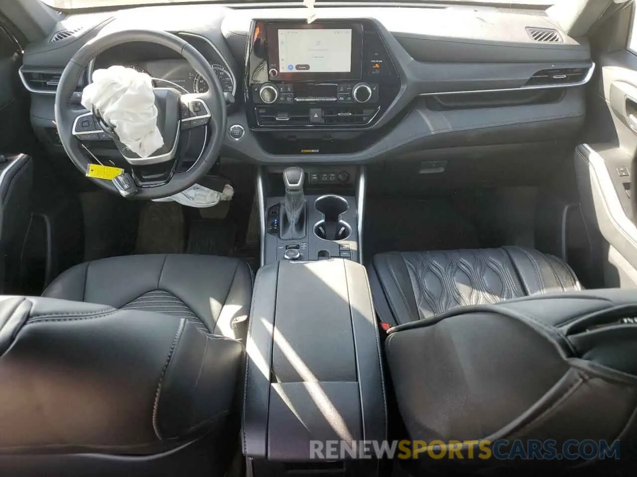 8 fotografías del automóvil dañado 5TDKDRBH2PS525637 TOYOTA HIGHLANDER 2023