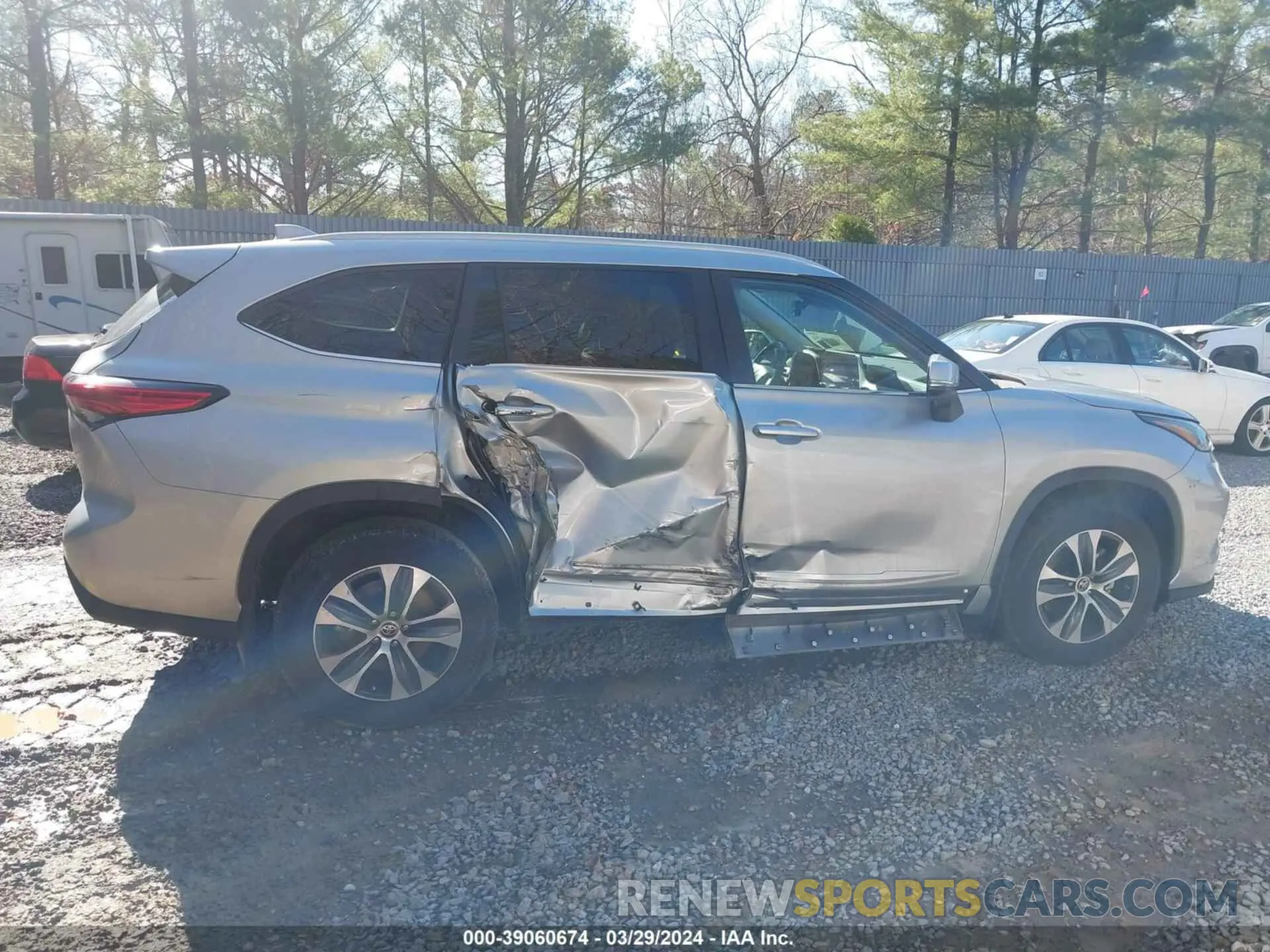 13 fotografías del automóvil dañado 5TDKDRBH3PS019735 TOYOTA HIGHLANDER 2023