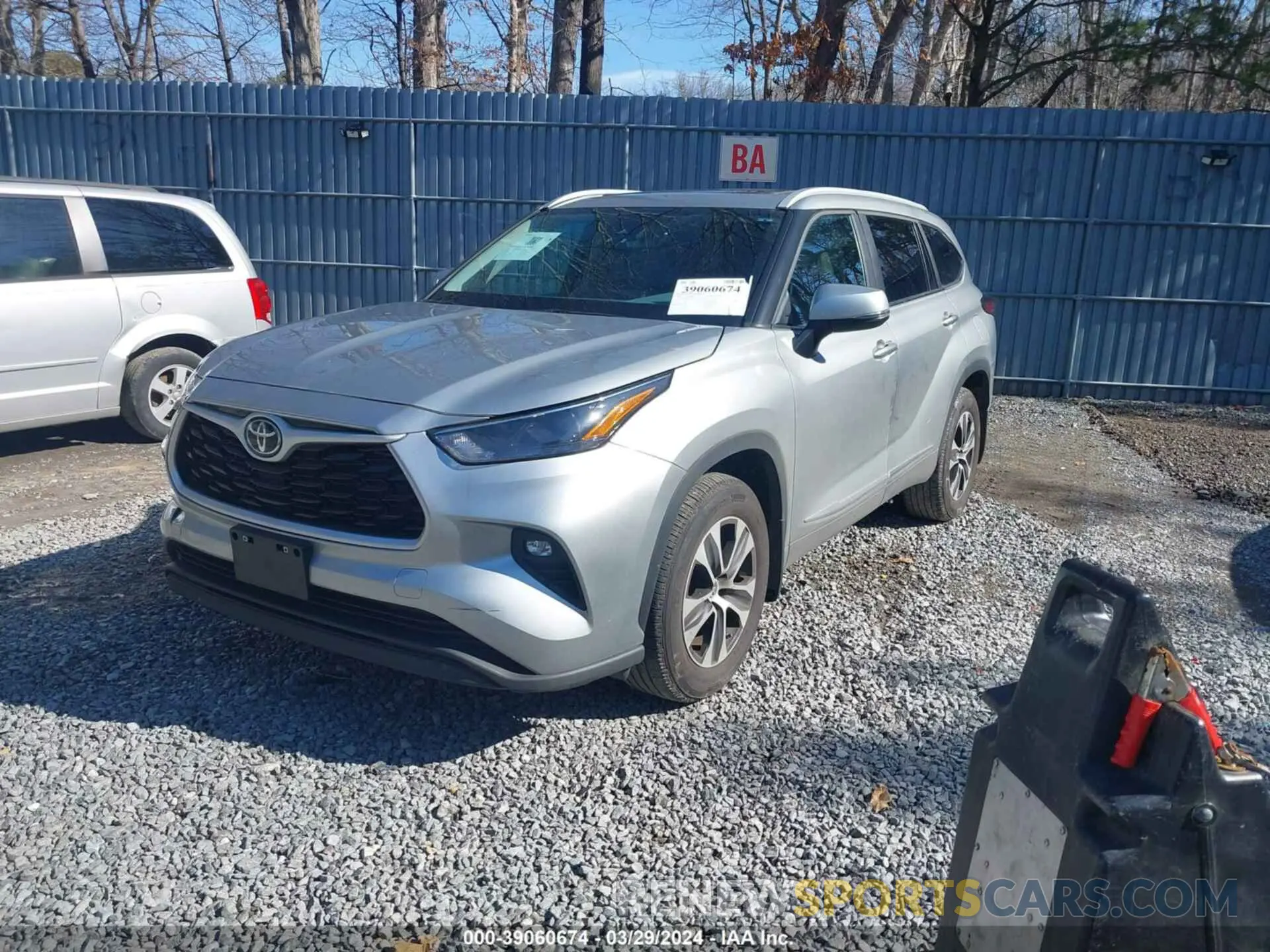 2 fotografías del automóvil dañado 5TDKDRBH3PS019735 TOYOTA HIGHLANDER 2023