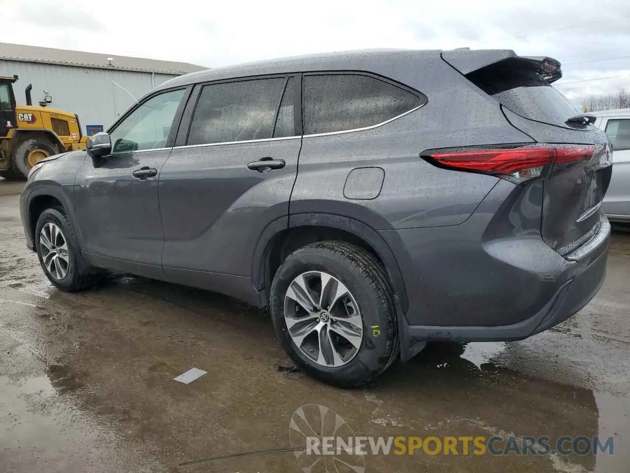 2 fotografías del automóvil dañado 5TDKDRBH3PS027513 TOYOTA HIGHLANDER 2023