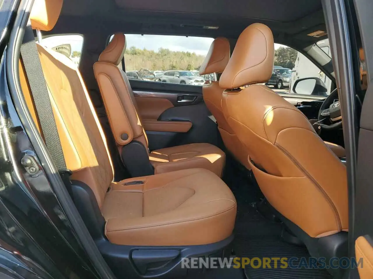 11 fotografías del automóvil dañado 5TDKDRBH3PS510063 TOYOTA HIGHLANDER 2023