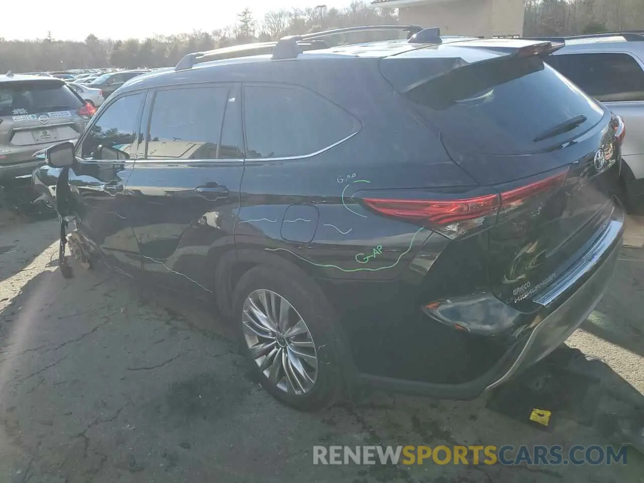 2 fotografías del automóvil dañado 5TDKDRBH3PS510063 TOYOTA HIGHLANDER 2023