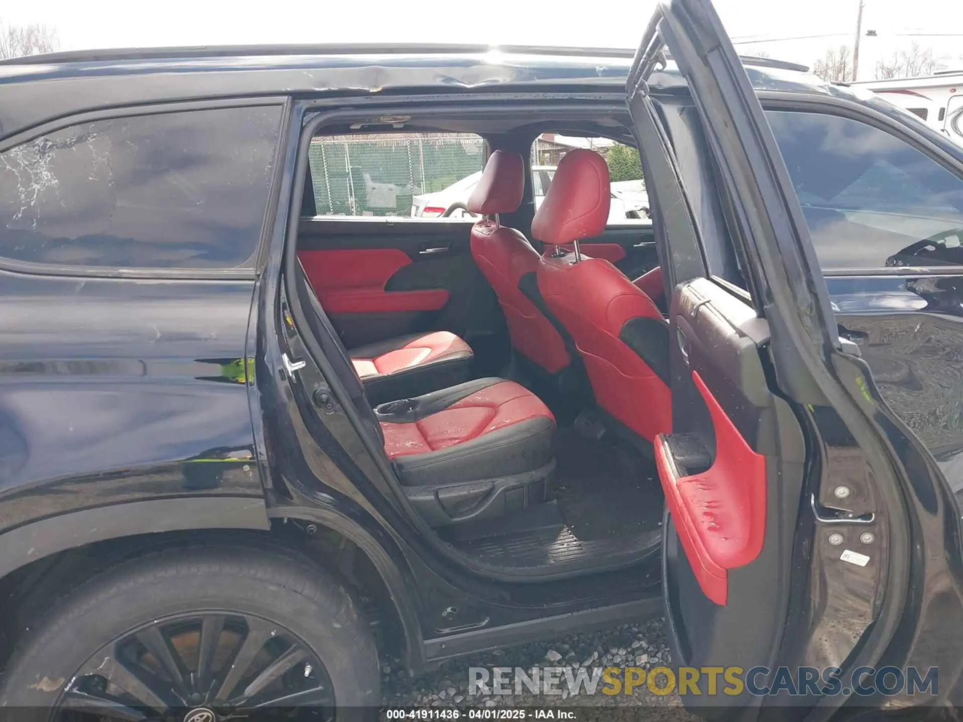 8 fotografías del automóvil dañado 5TDKDRBH3PS519894 TOYOTA HIGHLANDER 2023