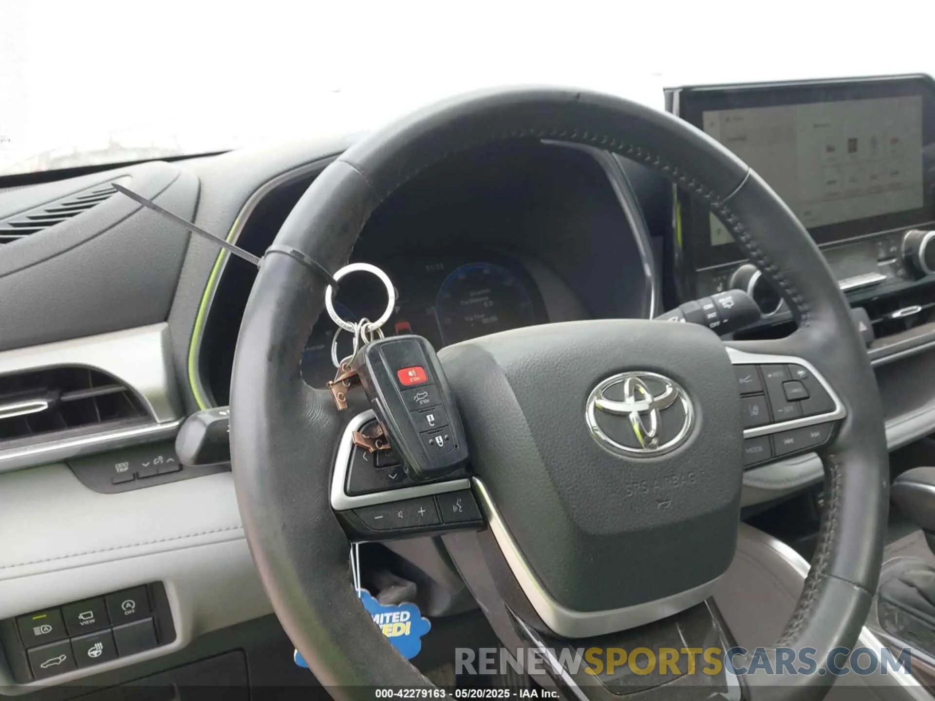 11 fotografías del automóvil dañado 5TDKDRBH4PS000921 TOYOTA HIGHLANDER 2023