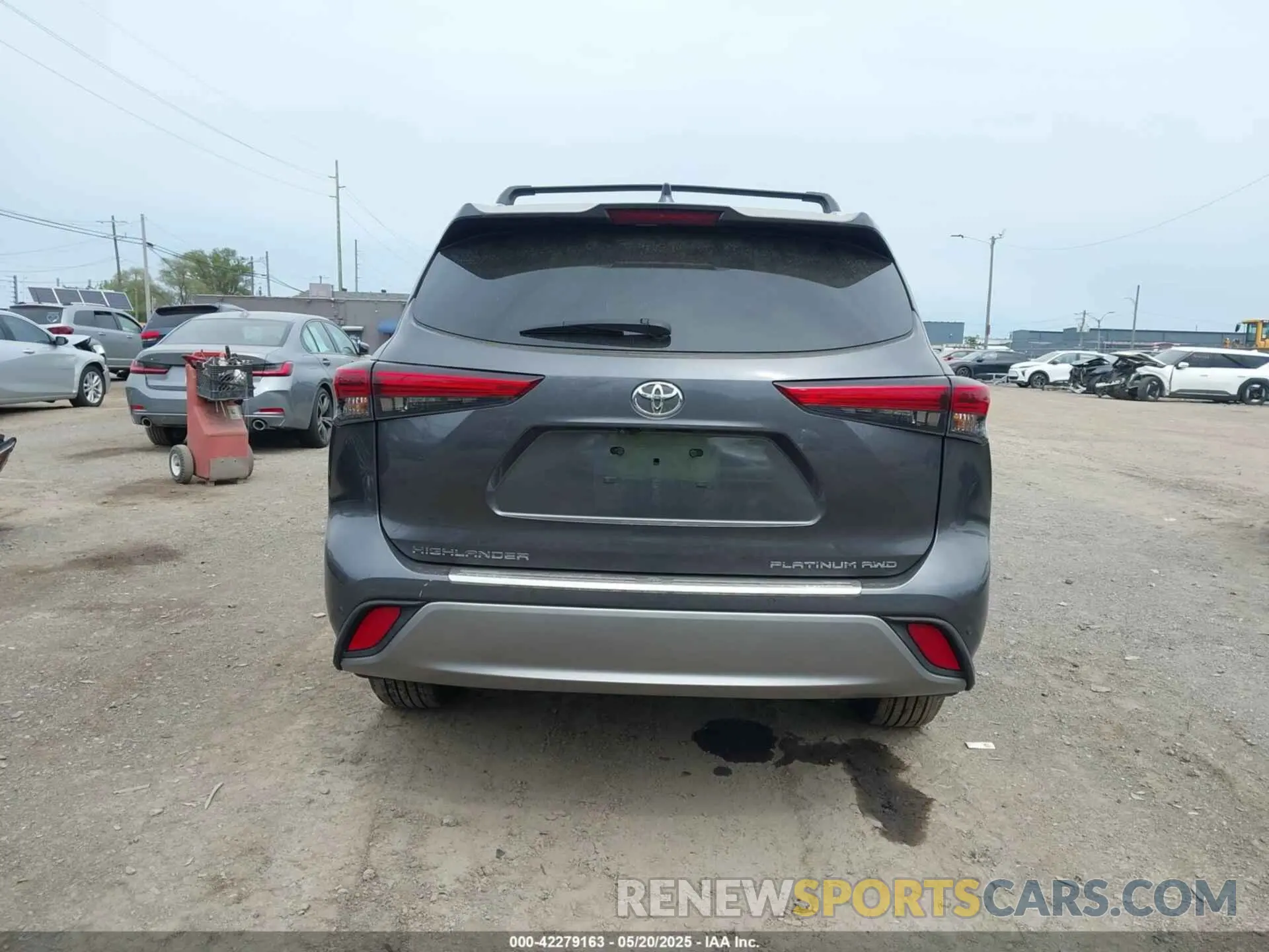 16 fotografías del automóvil dañado 5TDKDRBH4PS000921 TOYOTA HIGHLANDER 2023