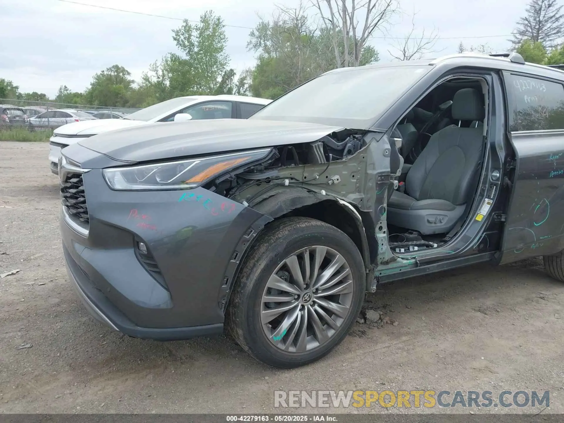 6 fotografías del automóvil dañado 5TDKDRBH4PS000921 TOYOTA HIGHLANDER 2023