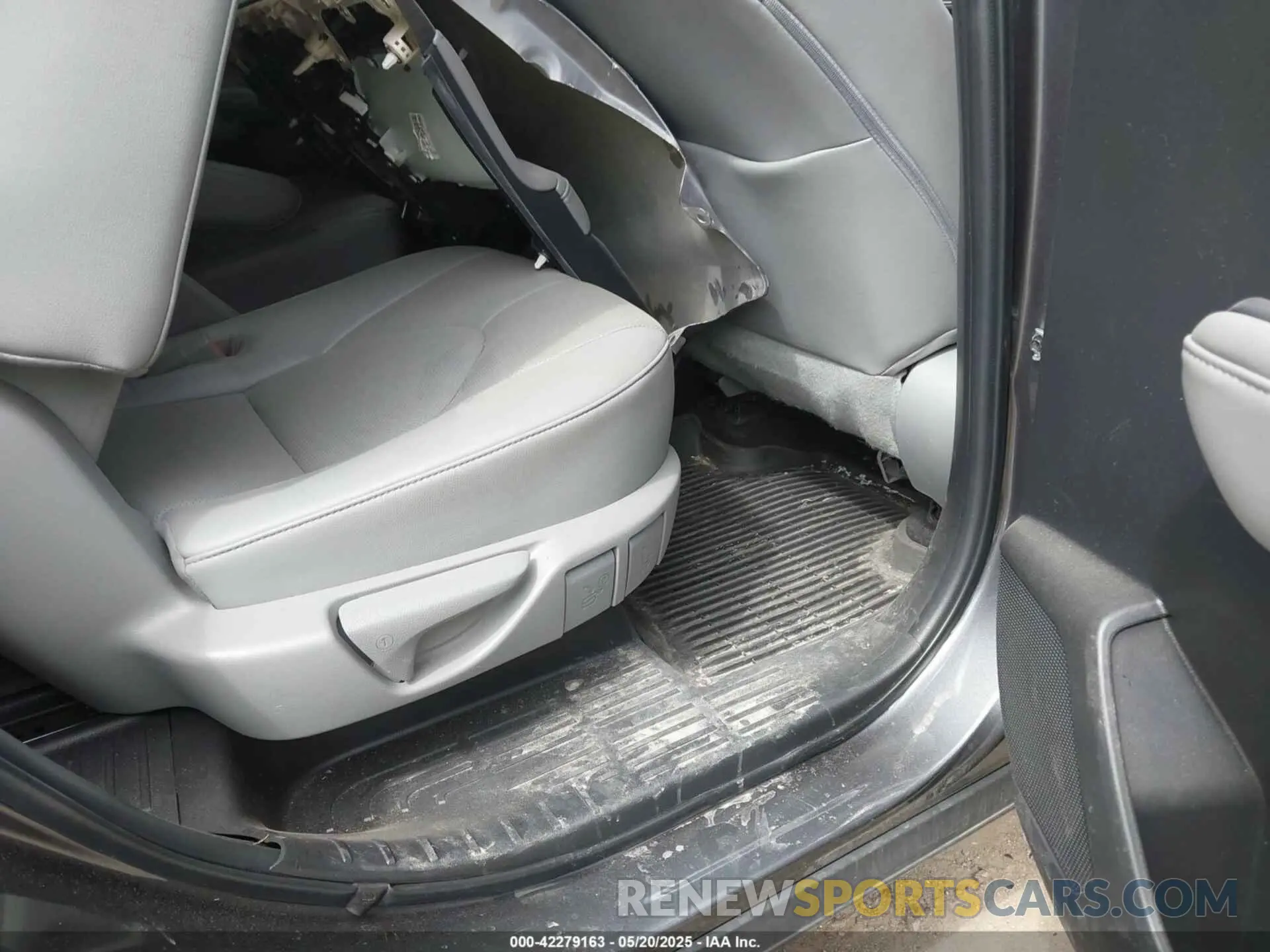 8 fotografías del automóvil dañado 5TDKDRBH4PS000921 TOYOTA HIGHLANDER 2023