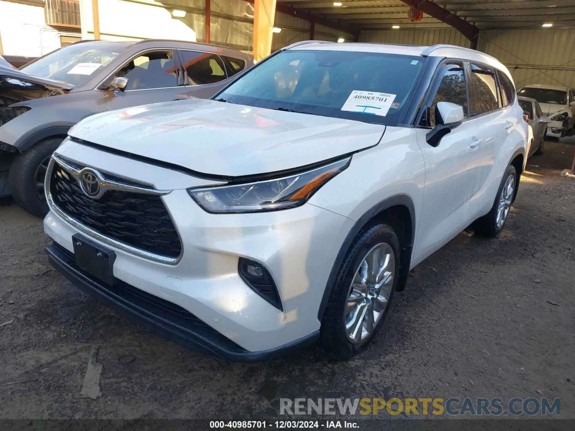 2 fotografías del automóvil dañado 5TDKDRBH4PS018528 TOYOTA HIGHLANDER 2023