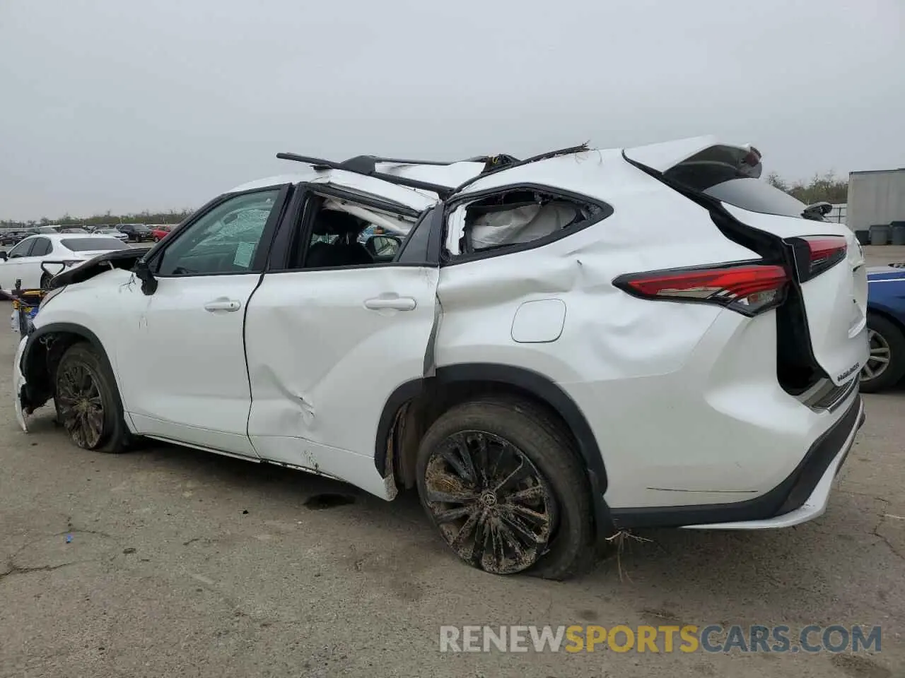 2 fotografías del automóvil dañado 5TDKDRBH4PS019159 TOYOTA HIGHLANDER 2023