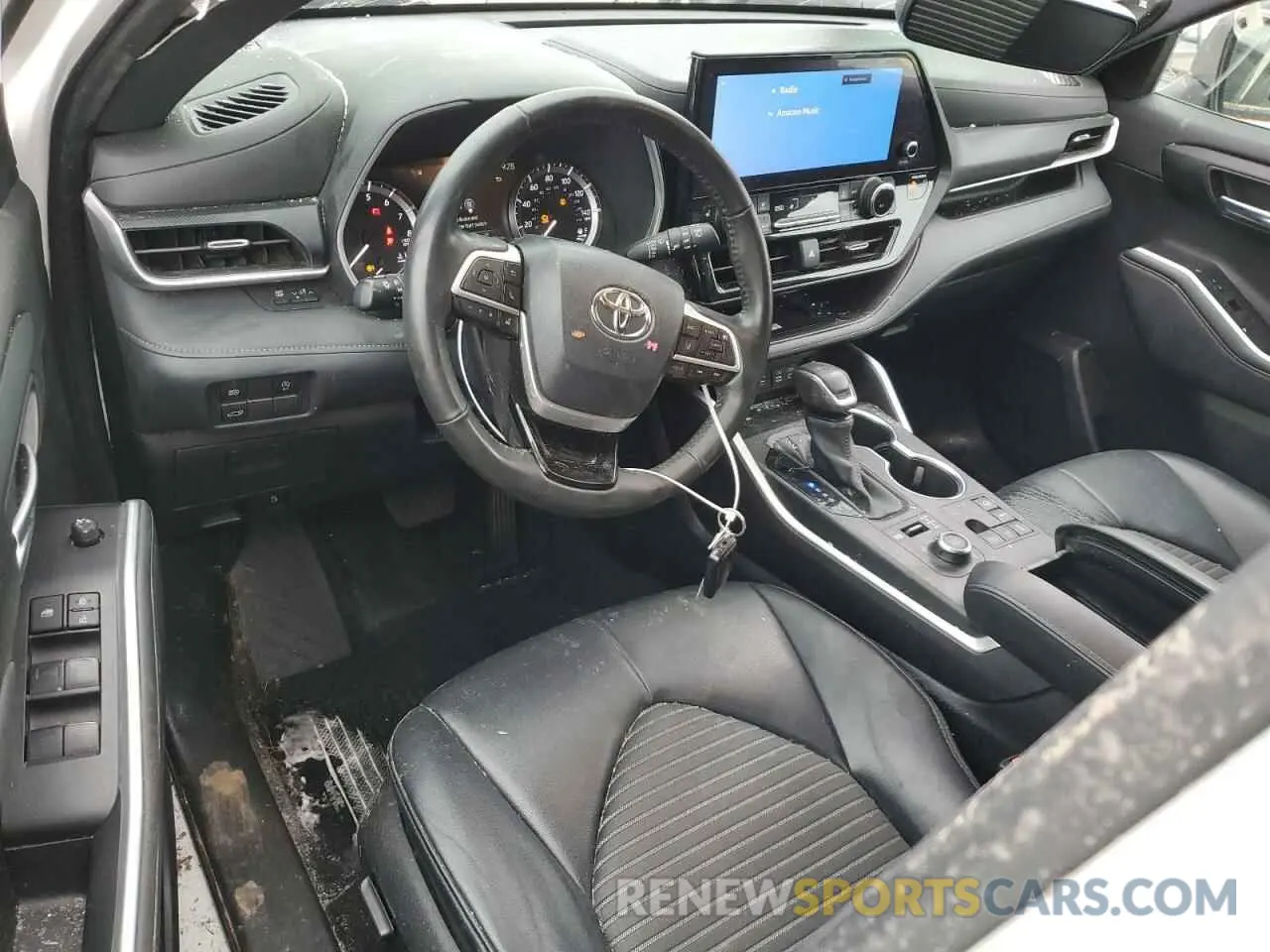 8 fotografías del automóvil dañado 5TDKDRBH4PS019159 TOYOTA HIGHLANDER 2023
