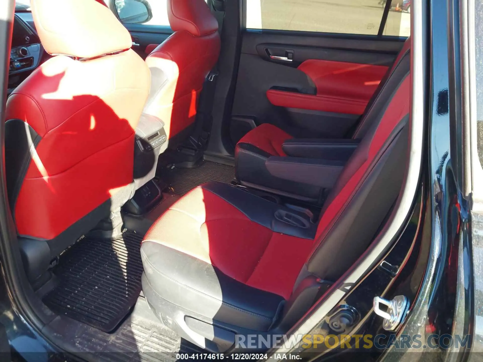 8 fotografías del automóvil dañado 5TDKDRBH4PS507981 TOYOTA HIGHLANDER 2023