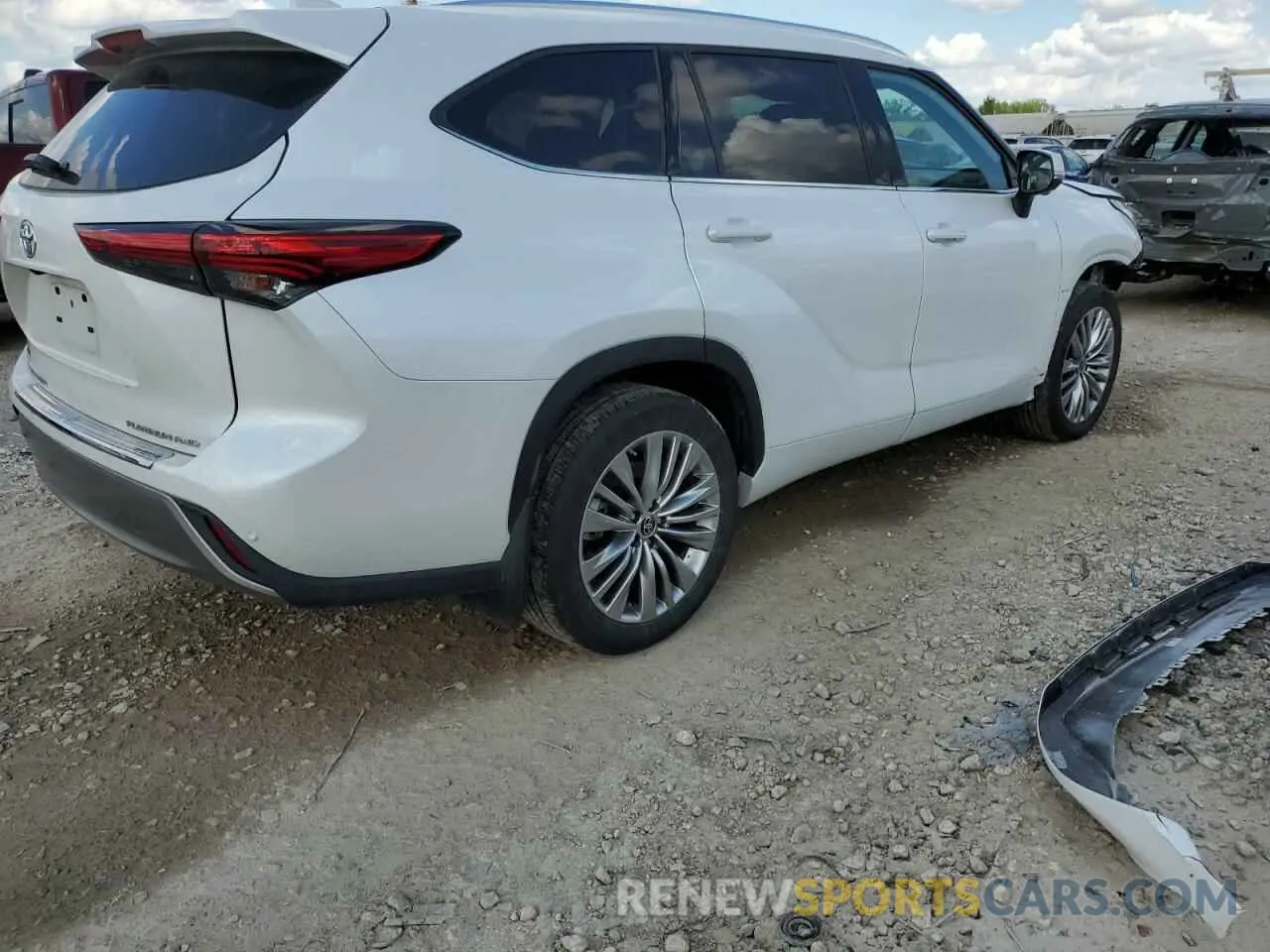 3 fotografías del automóvil dañado 5TDKDRBH4PS510752 TOYOTA HIGHLANDER 2023
