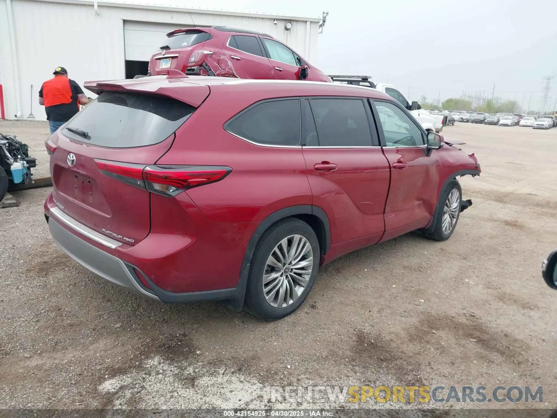 4 fotografías del automóvil dañado 5TDKDRBH5PS507133 TOYOTA HIGHLANDER 2023