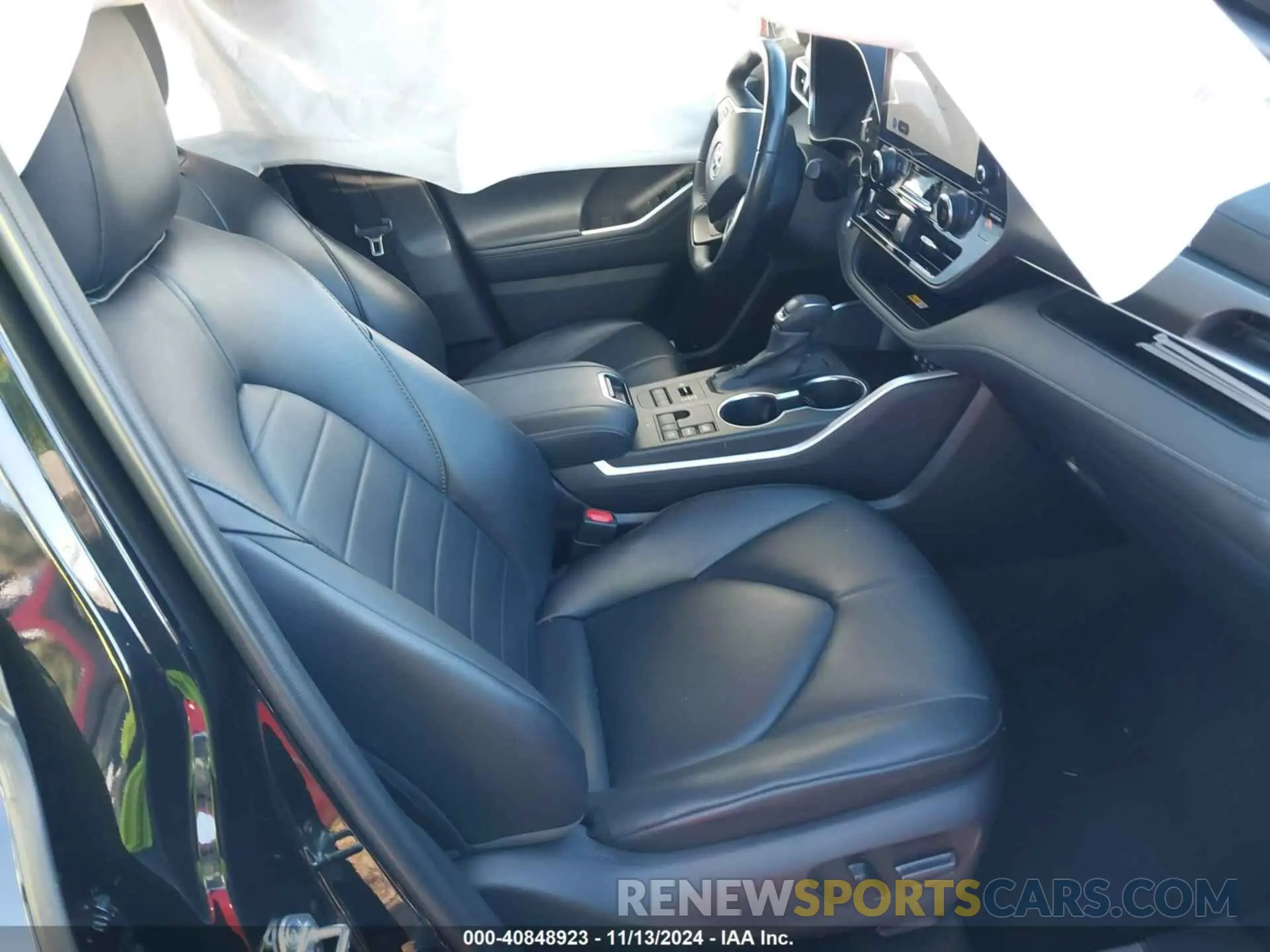 5 fotografías del automóvil dañado 5TDKDRBH6PS012682 TOYOTA HIGHLANDER 2023